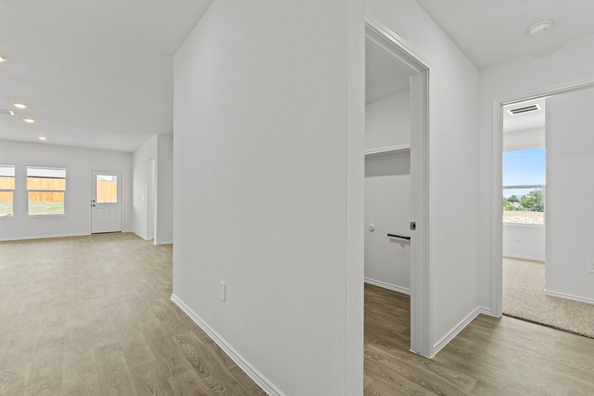 161 Belton DR — photo 4