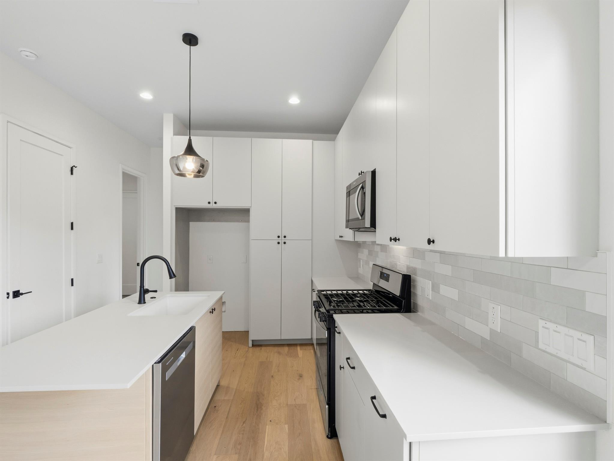 1106 Meadows DR #2 — photo 4