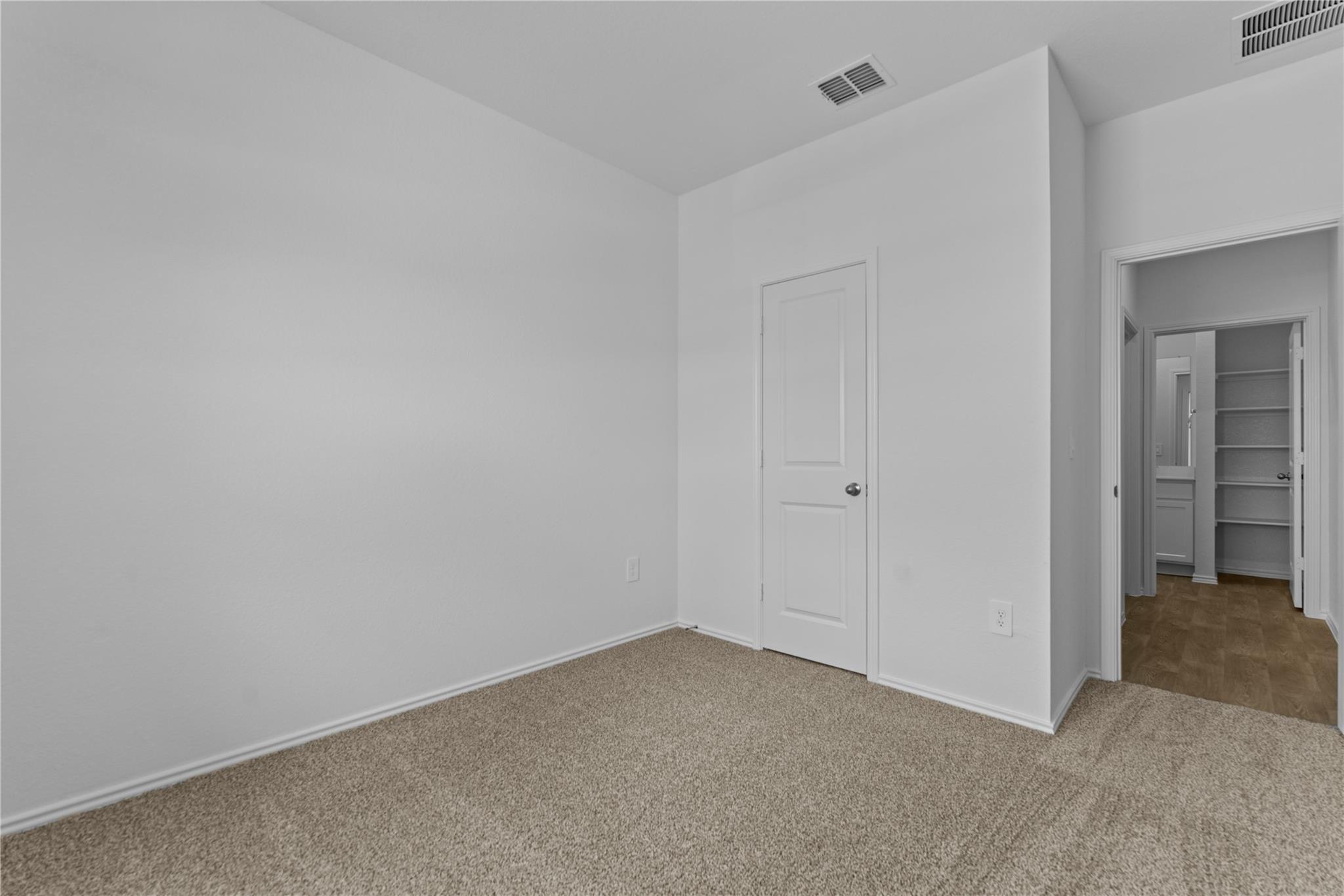 164 Balmorehea ST — photo 5