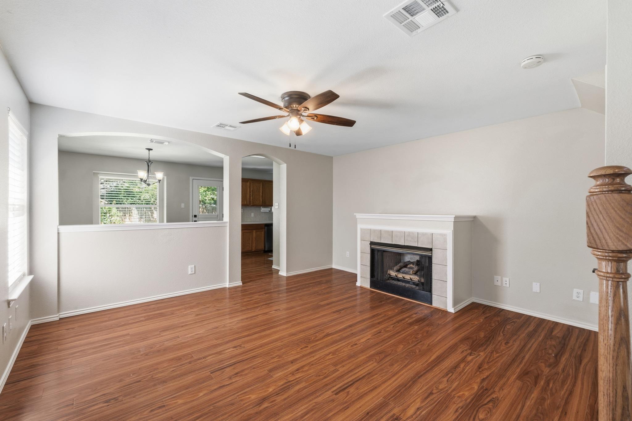 2674 BRADLEY LN — photo 5
