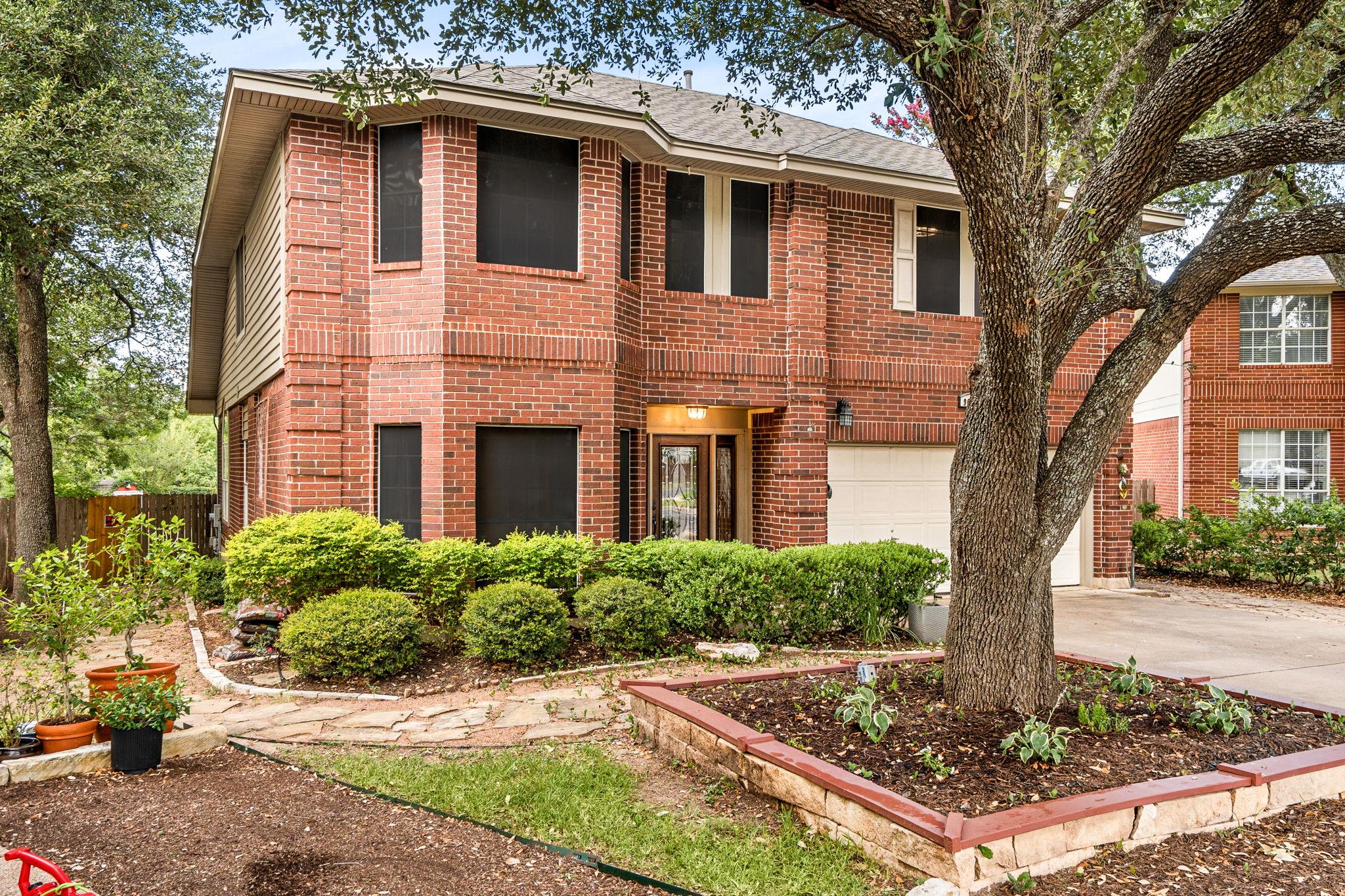 9014 Brimstone LN — photo 4