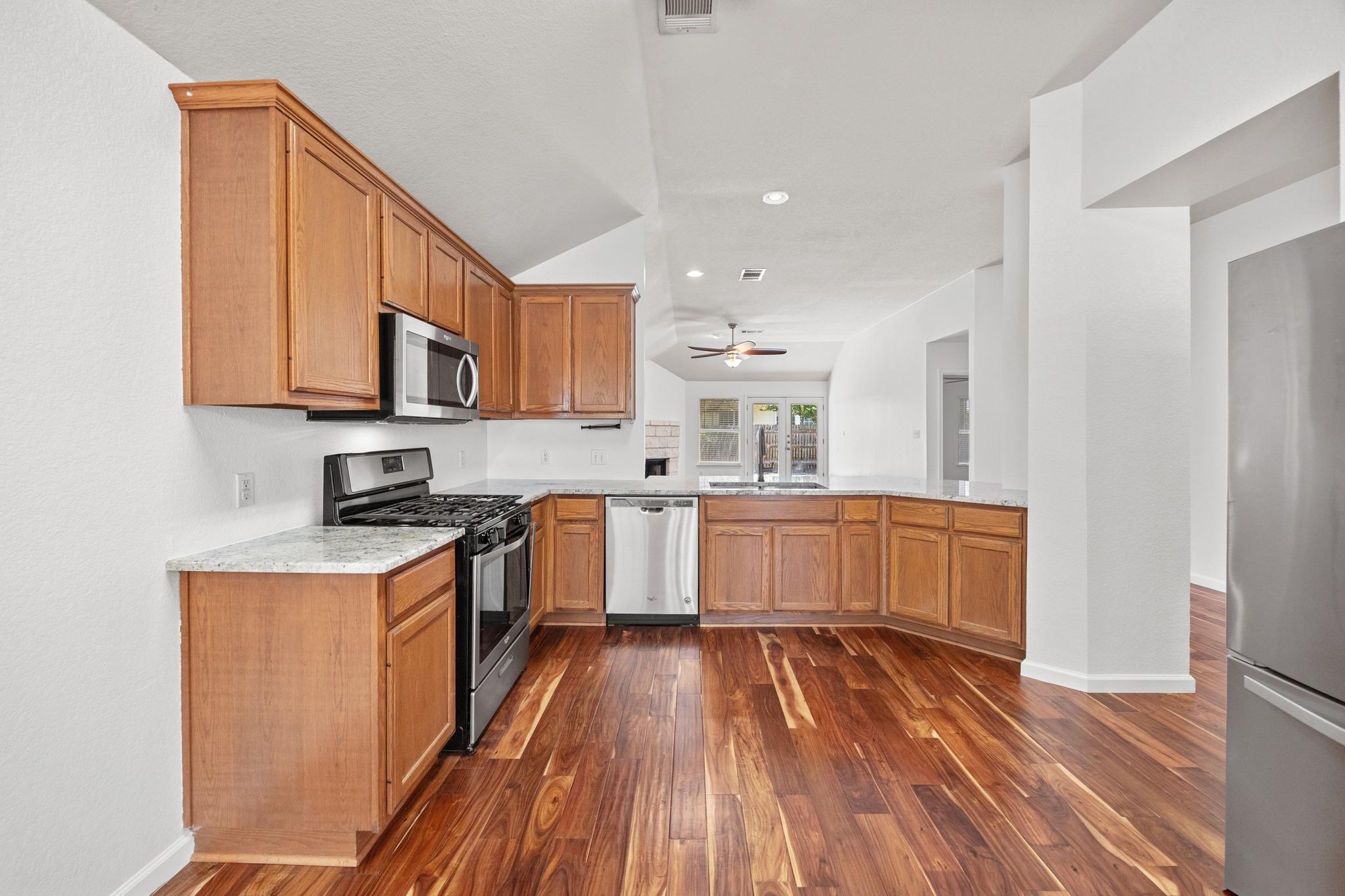 1314 Brighton Bend LN — photo 4