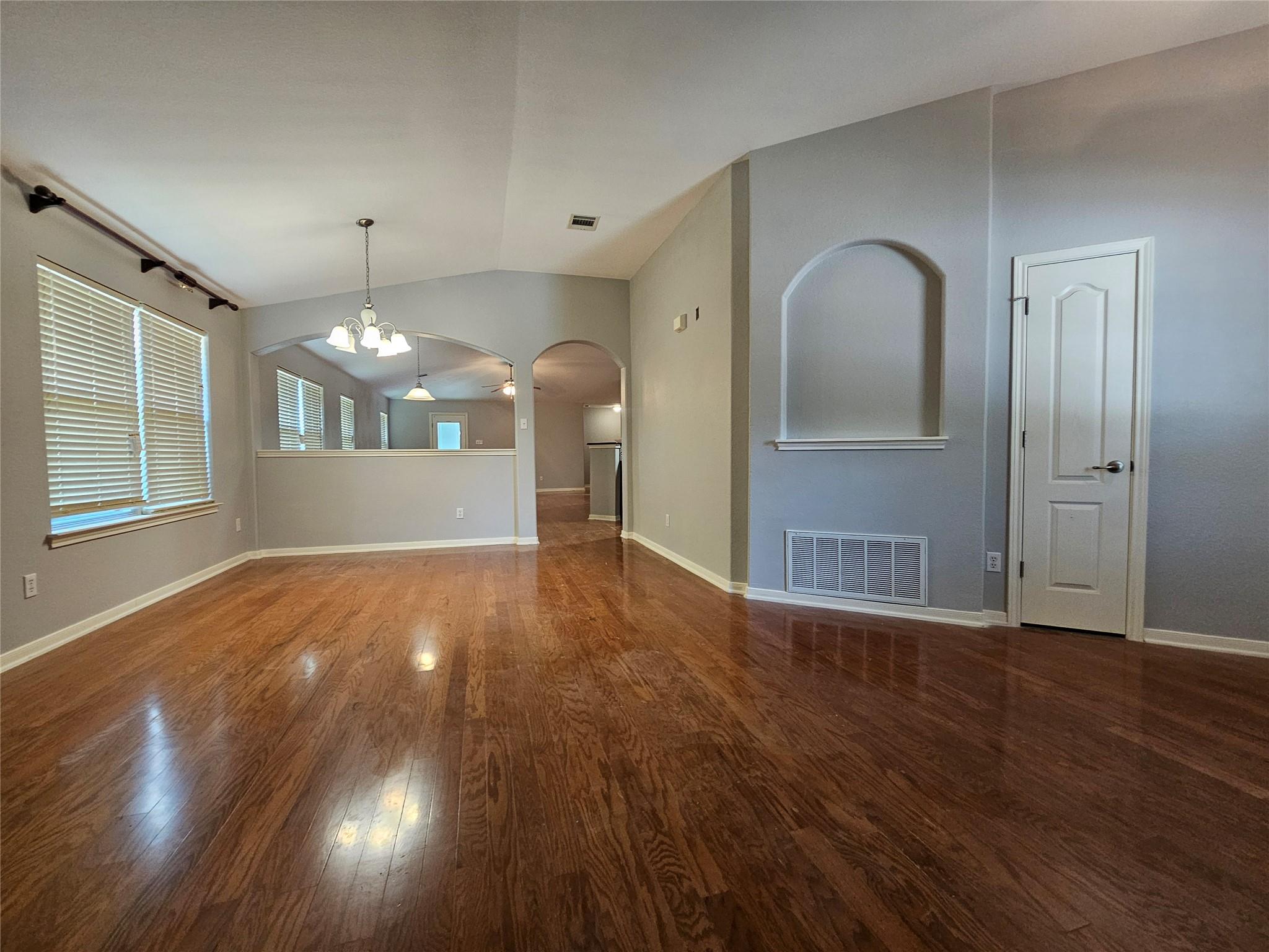 2035 Intrepid DR — photo 3