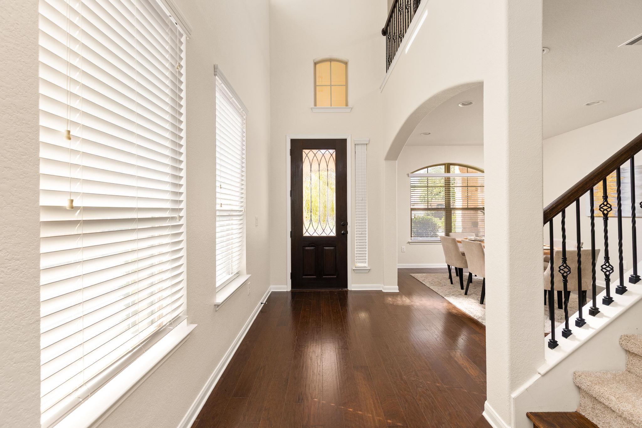 2400 Leonards PASS — photo 4