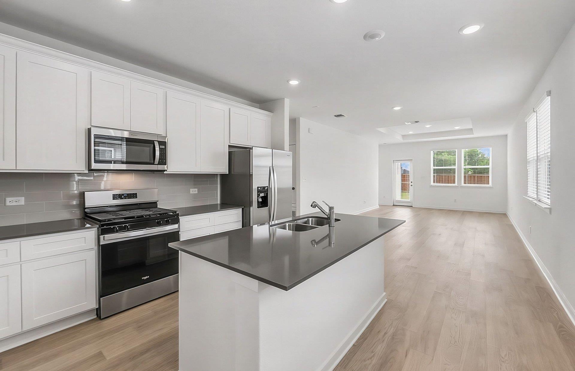 108 Eagle Valley DR — photo 3