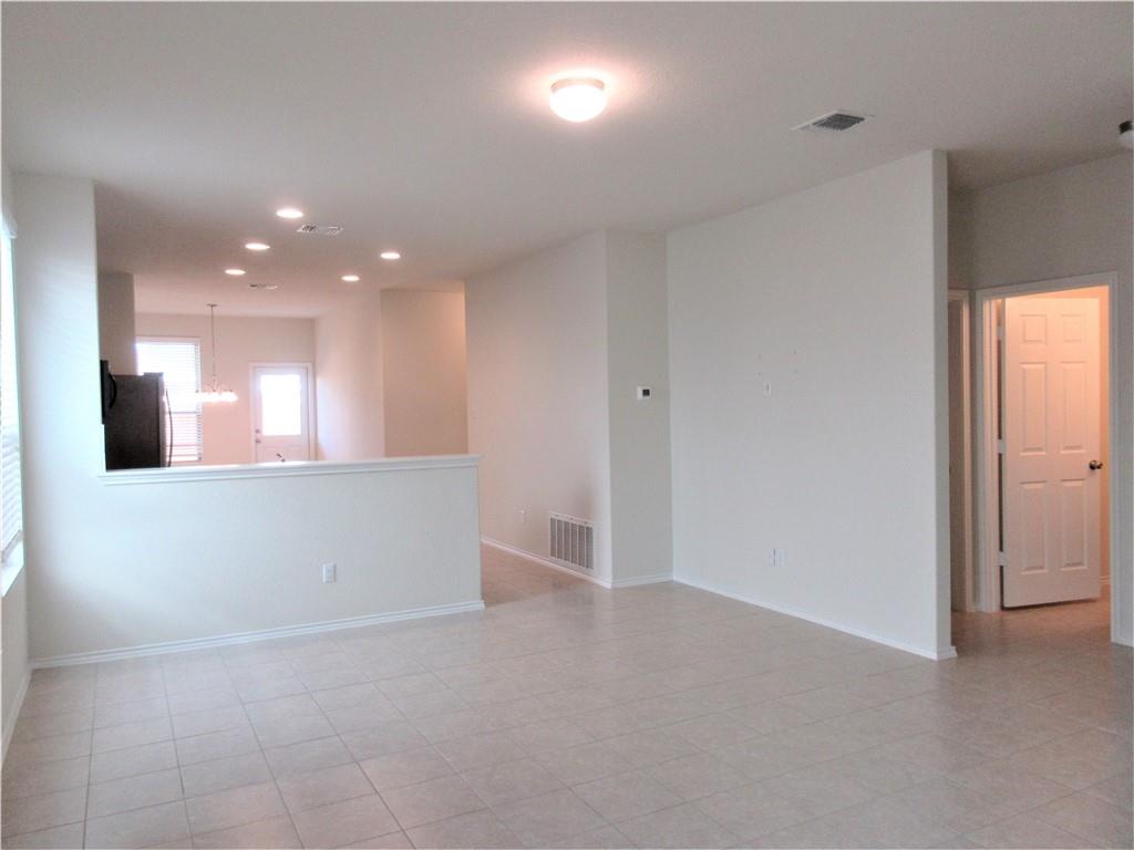 124 Green Egret WAY — photo 4