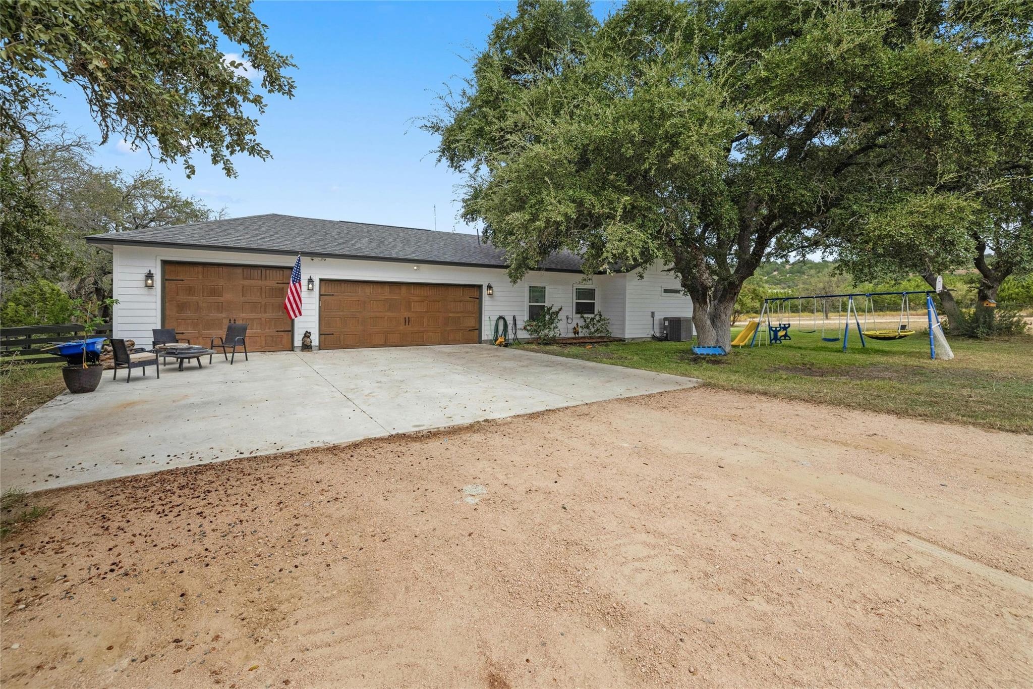 1090 County Road 334 — photo 3