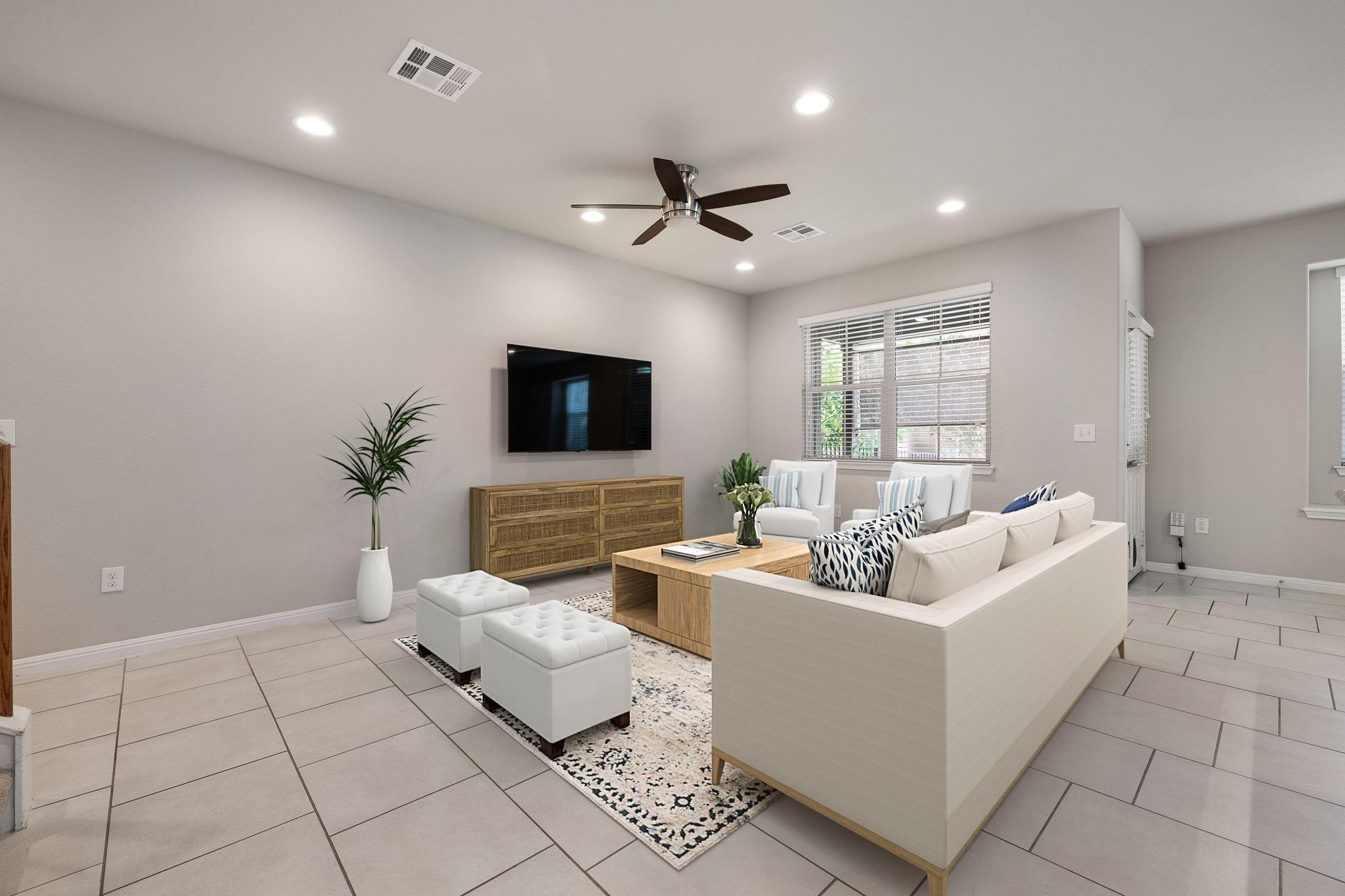 422 Epiphany LN — photo 4