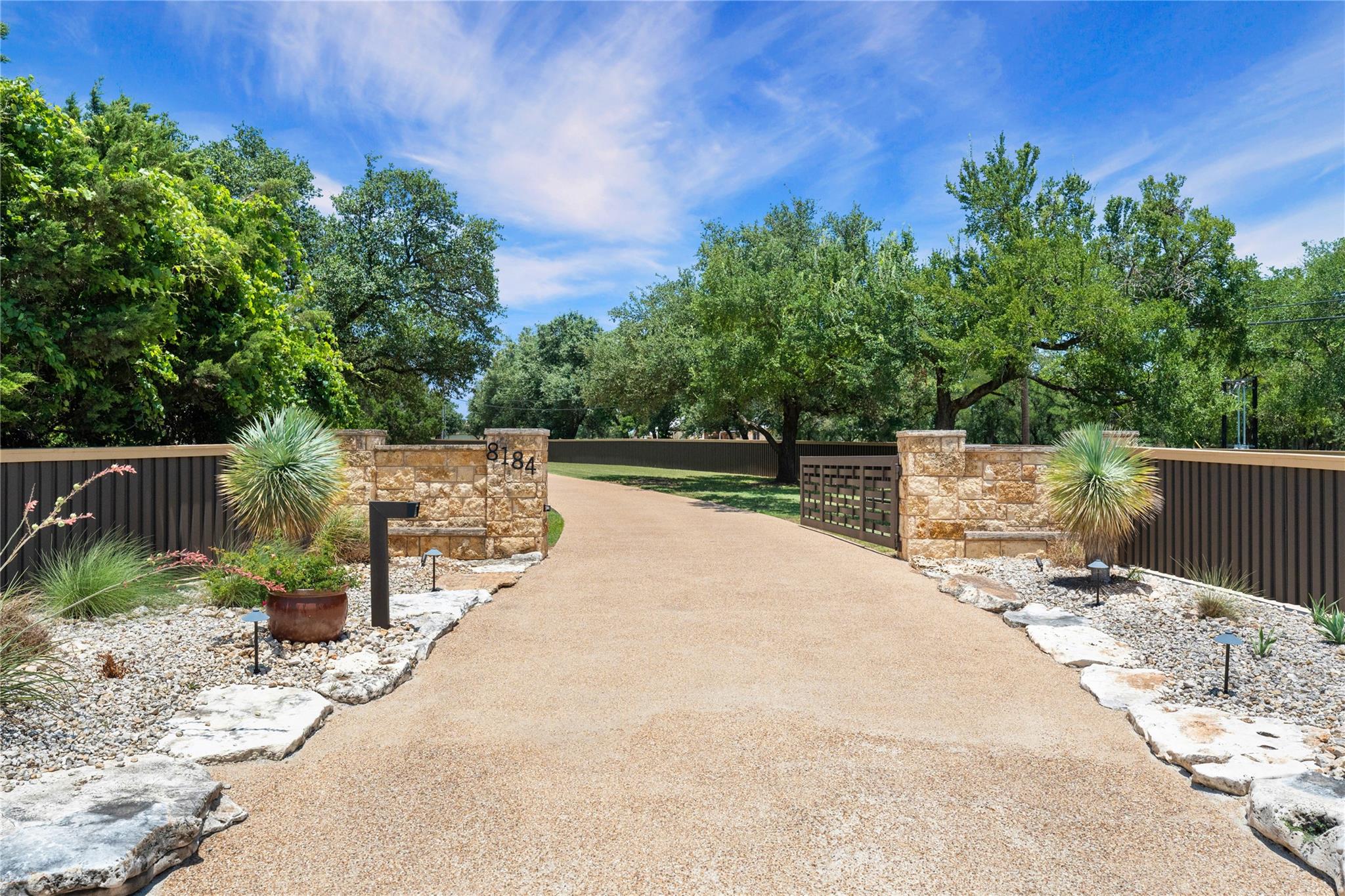 8184 Fm 2843 — photo 3
