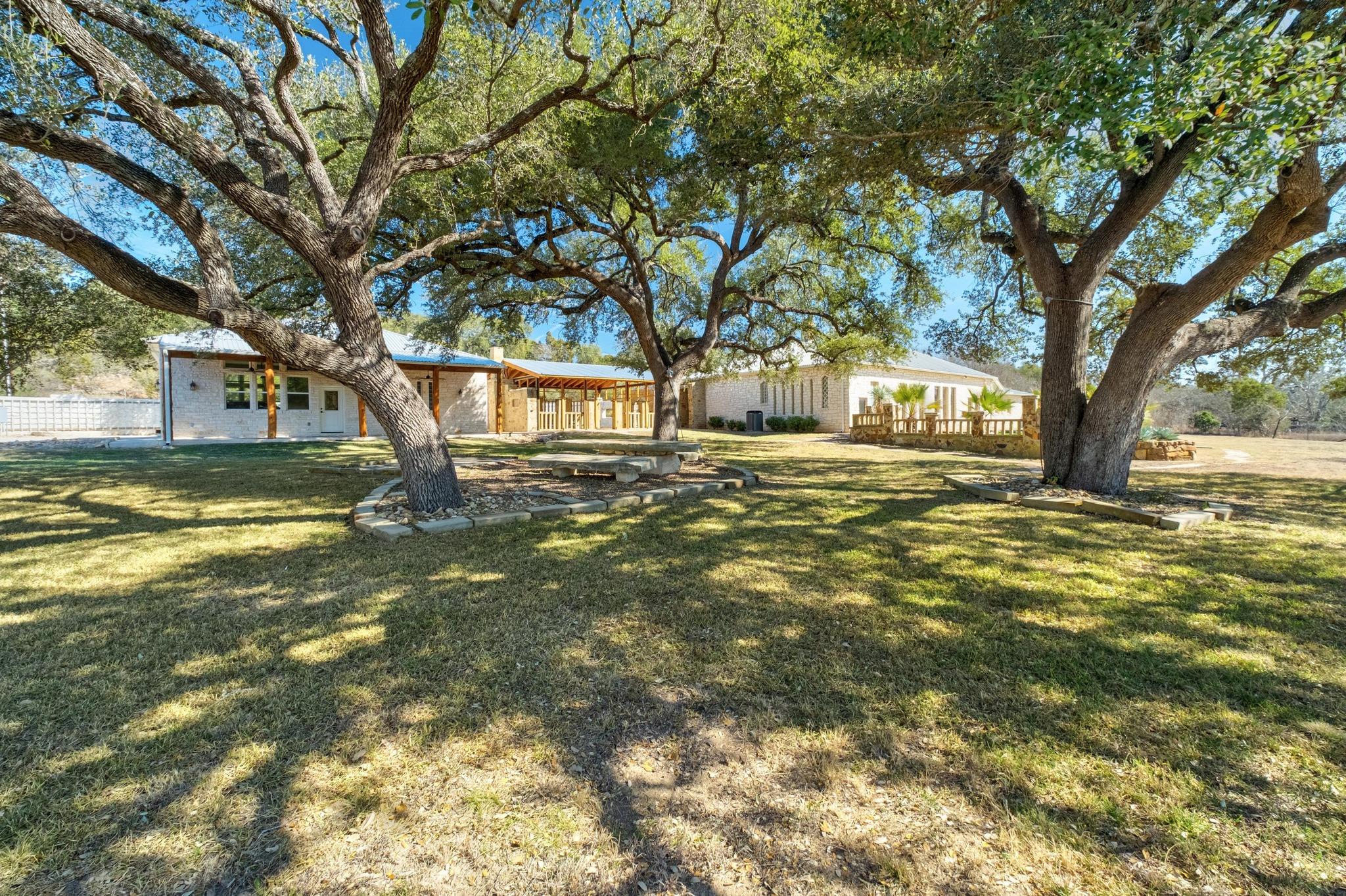 340 Barton Ranch RD — photo 3