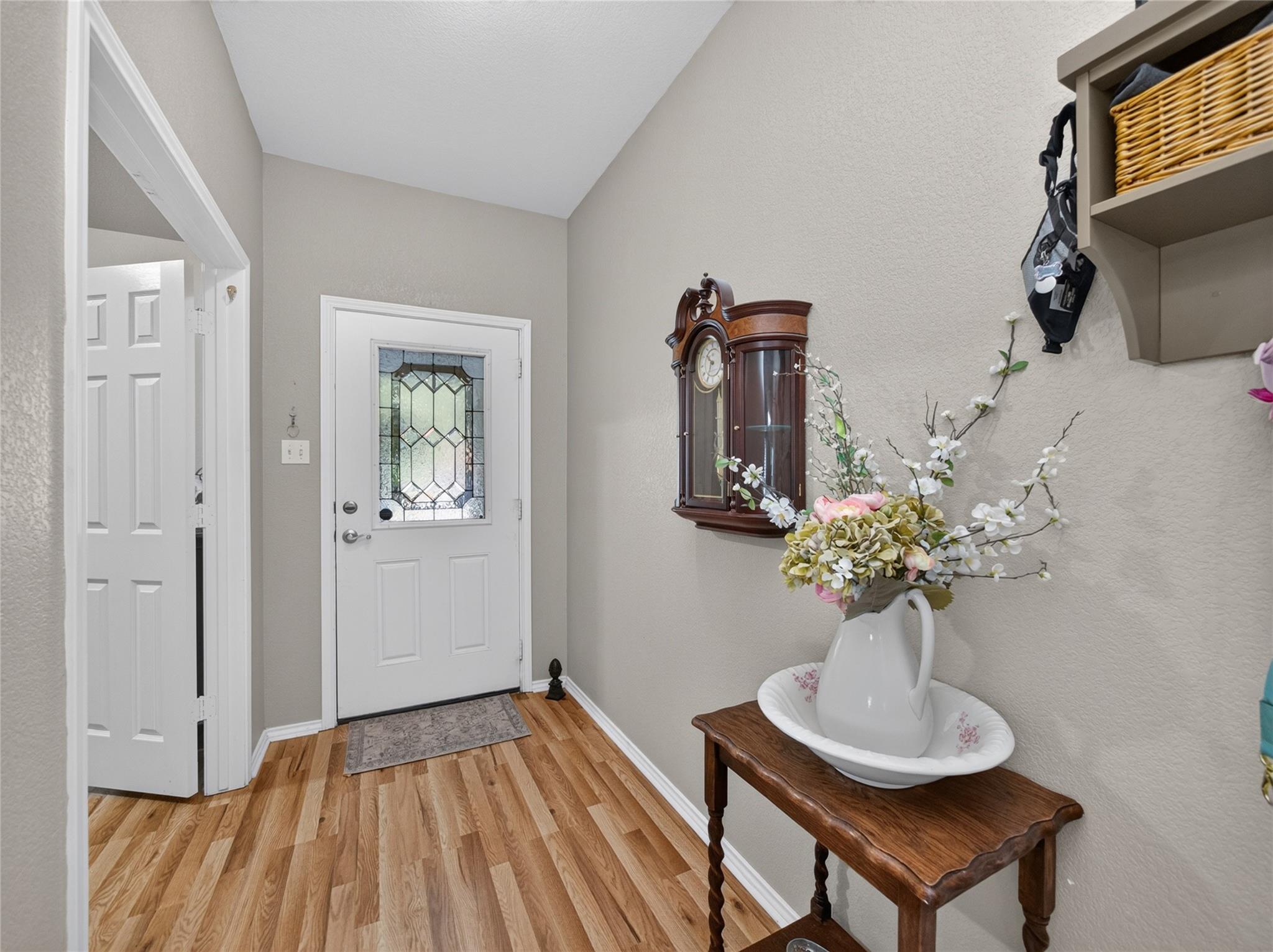427 Buckingham DR — photo 4