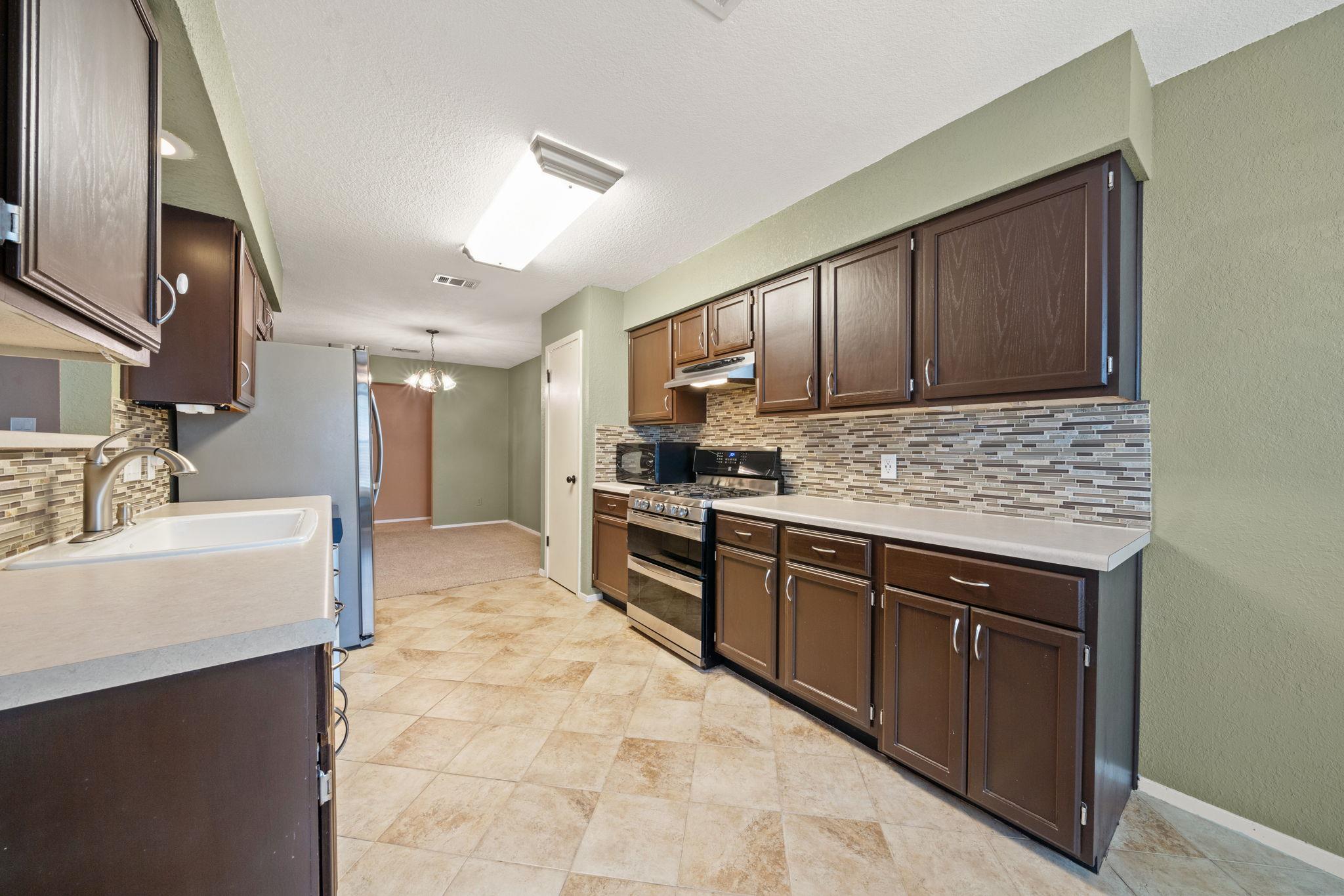 9012 Texas Sun DR — photo 5