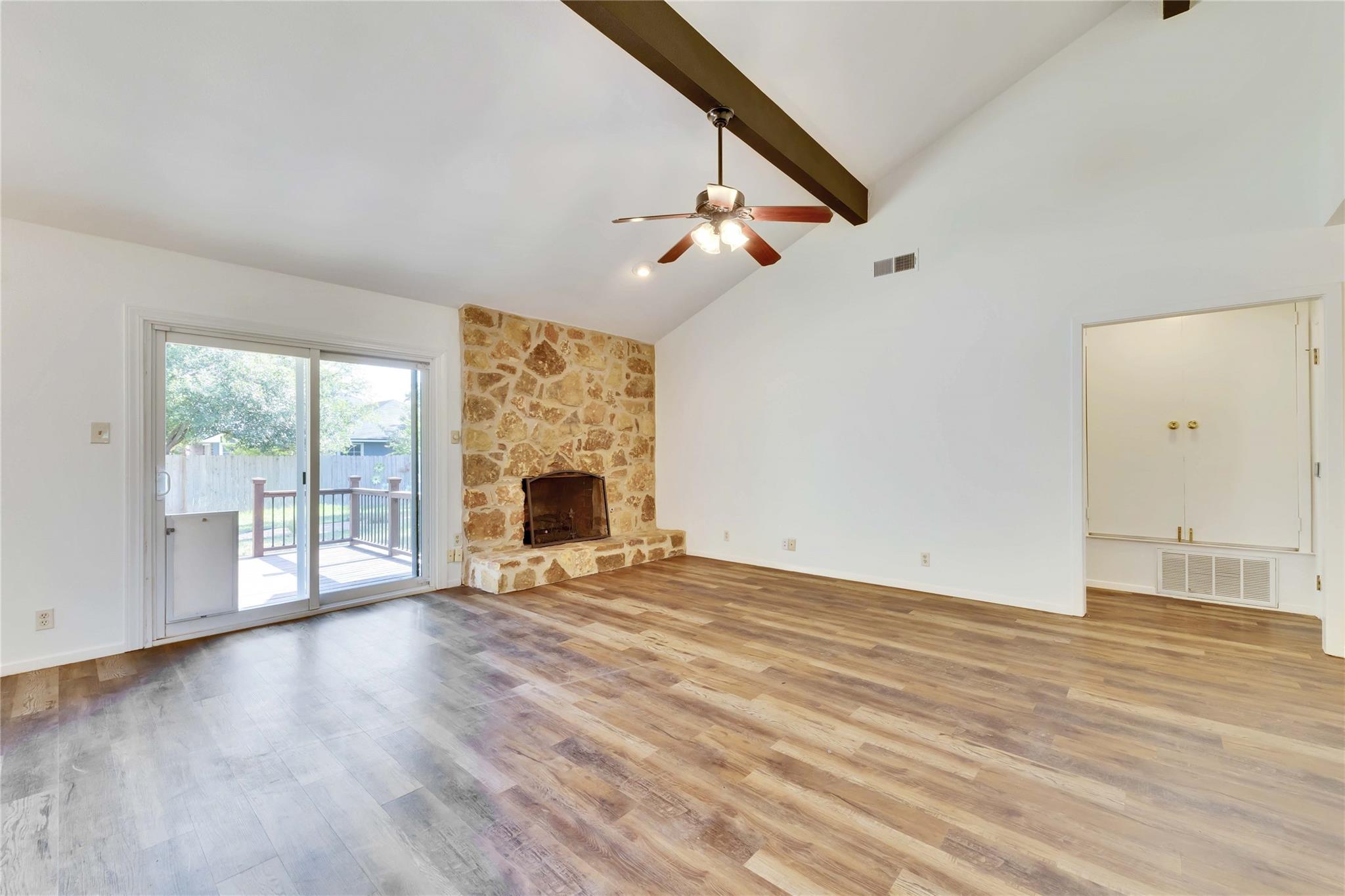 3411 Monument DR — photo 3