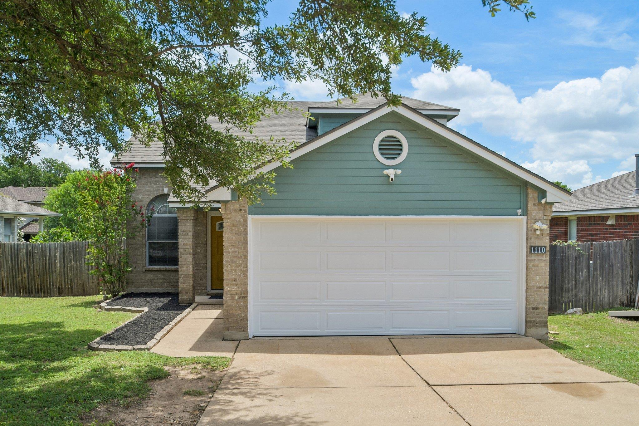 1110 Brashear LN — photo 3