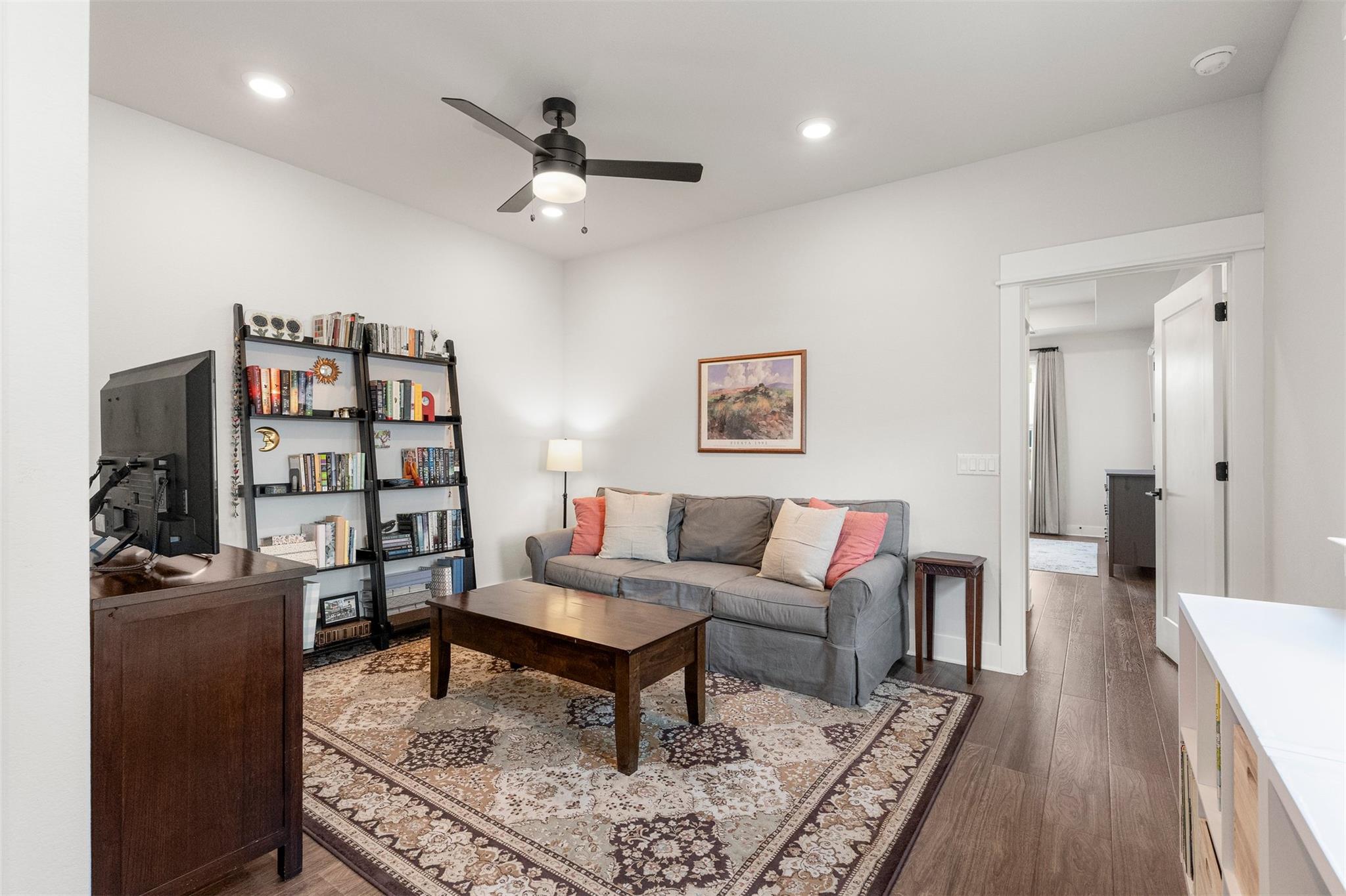 4207 Margarita ST — photo 4