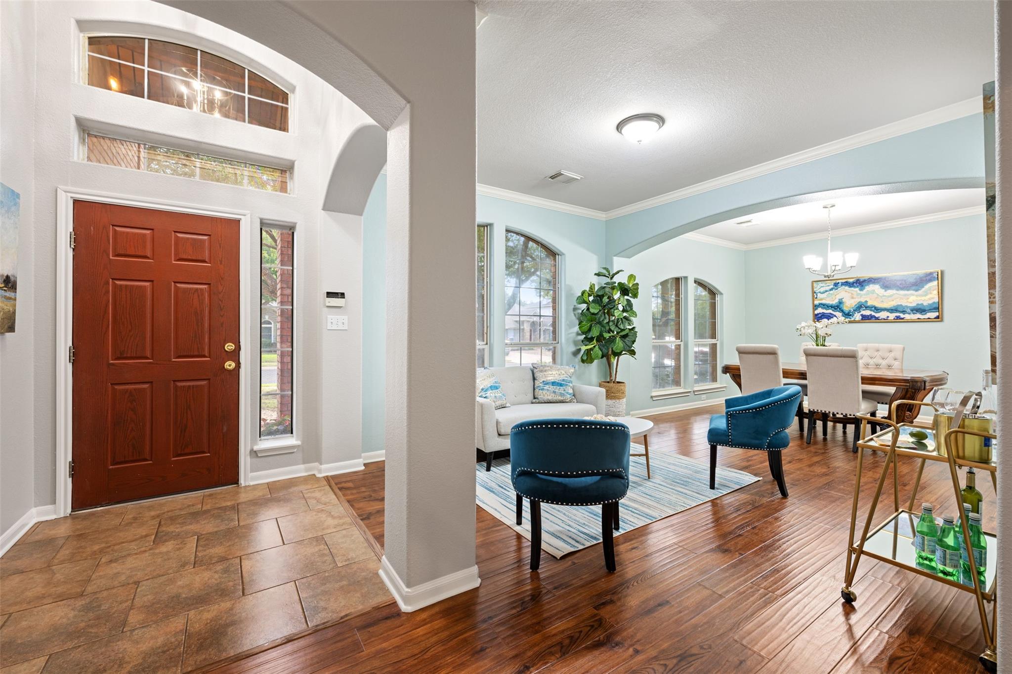 4435 Hunters Lodge DR — photo 3