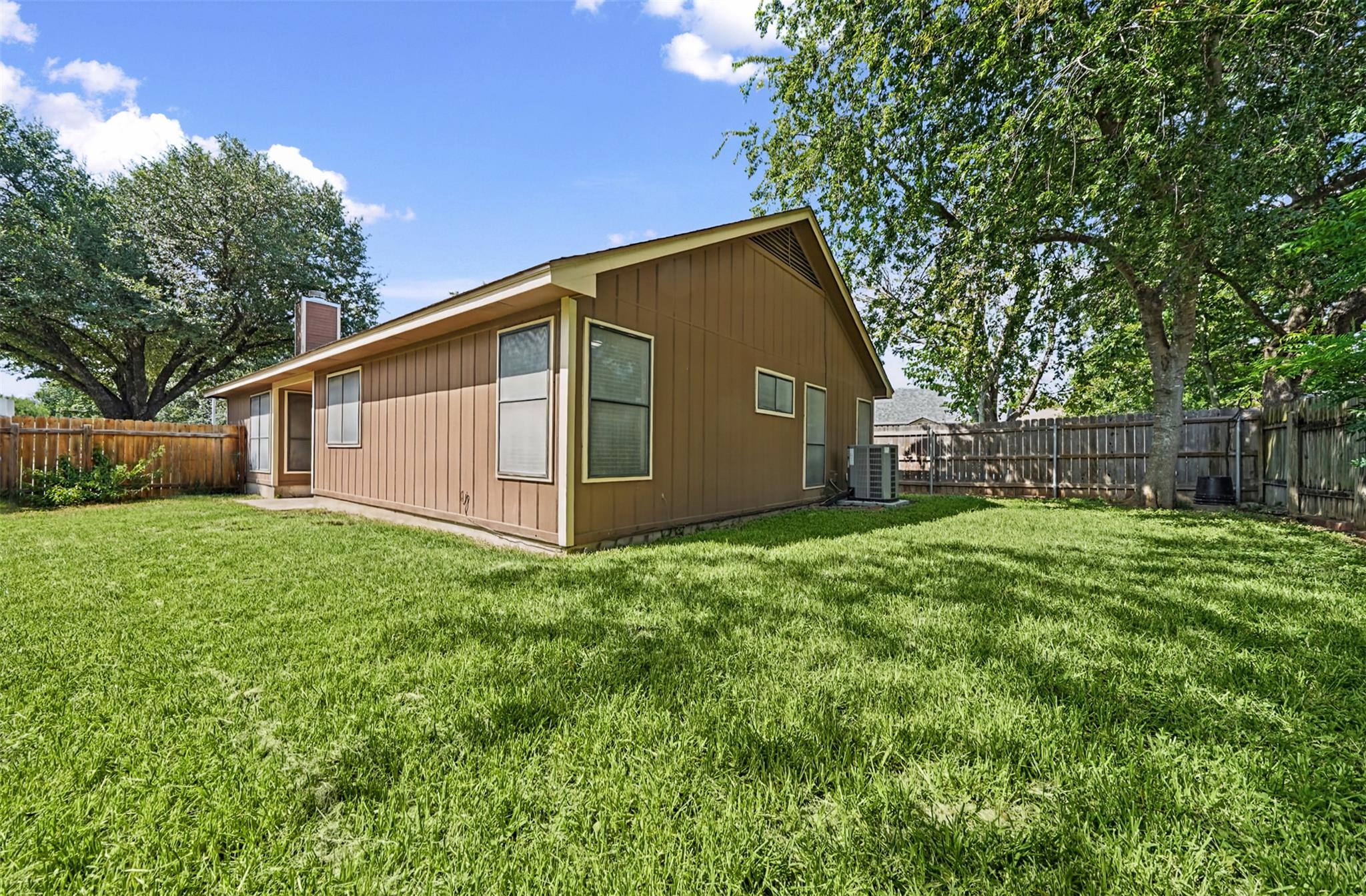 2317 Claudia June Ave — photo 5