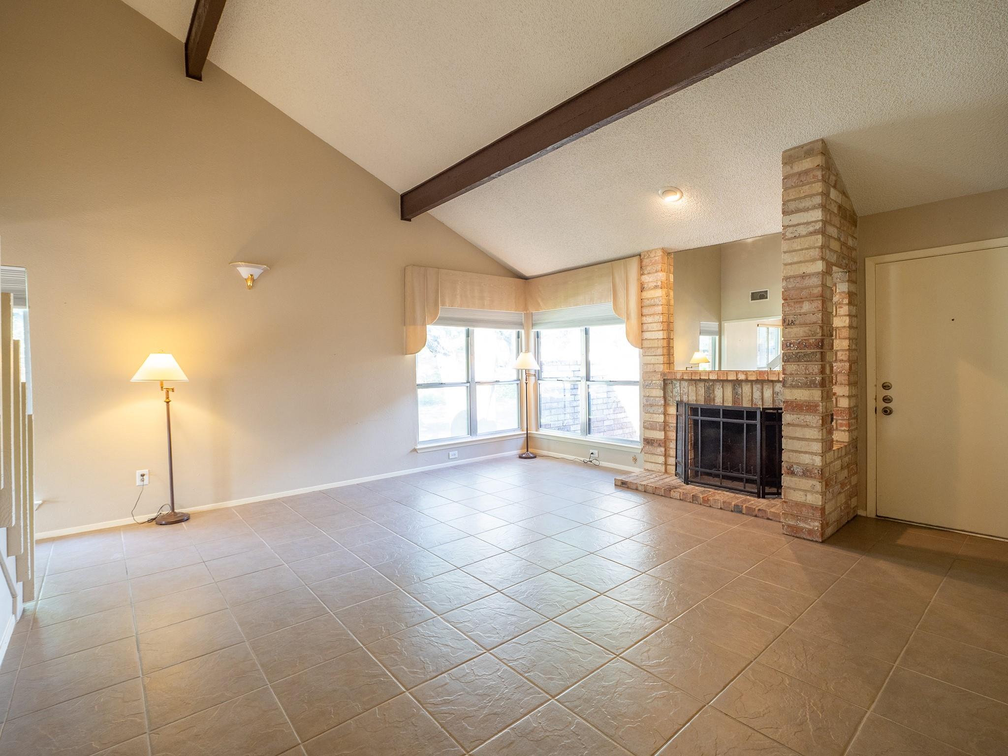 1000 Verbena DR #1357R — photo 3