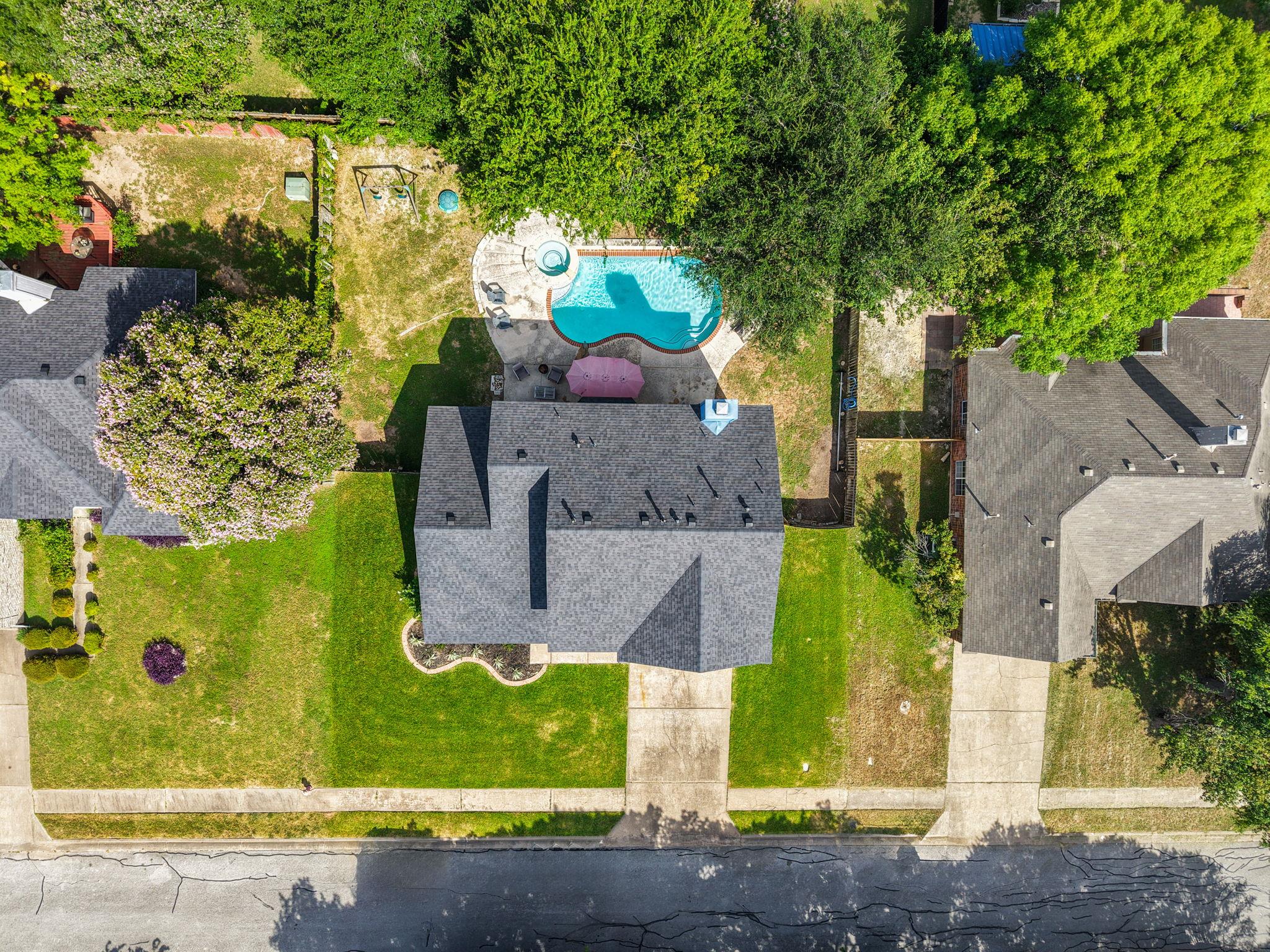 504 PLEASANT VALLEY DR — photo 3
