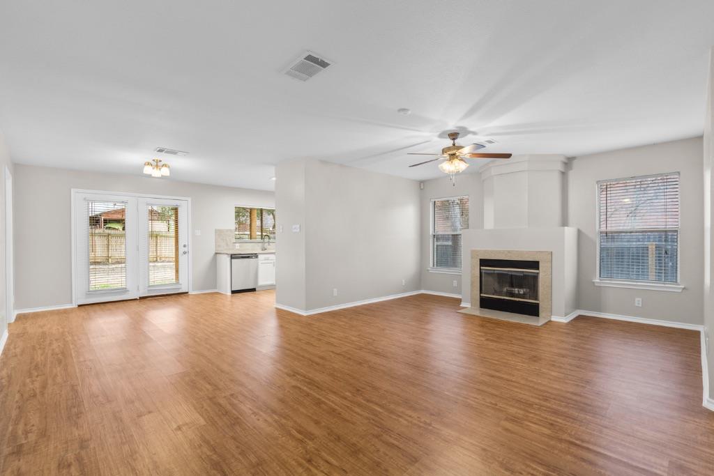 905 Lodosa DR — photo 4