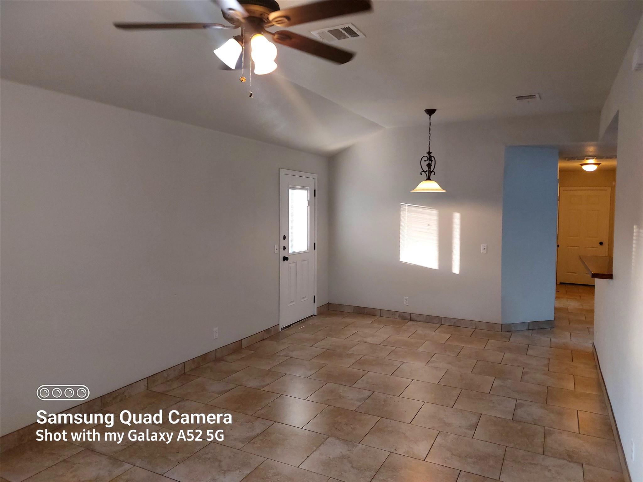2505 Oak LN #B — photo 3