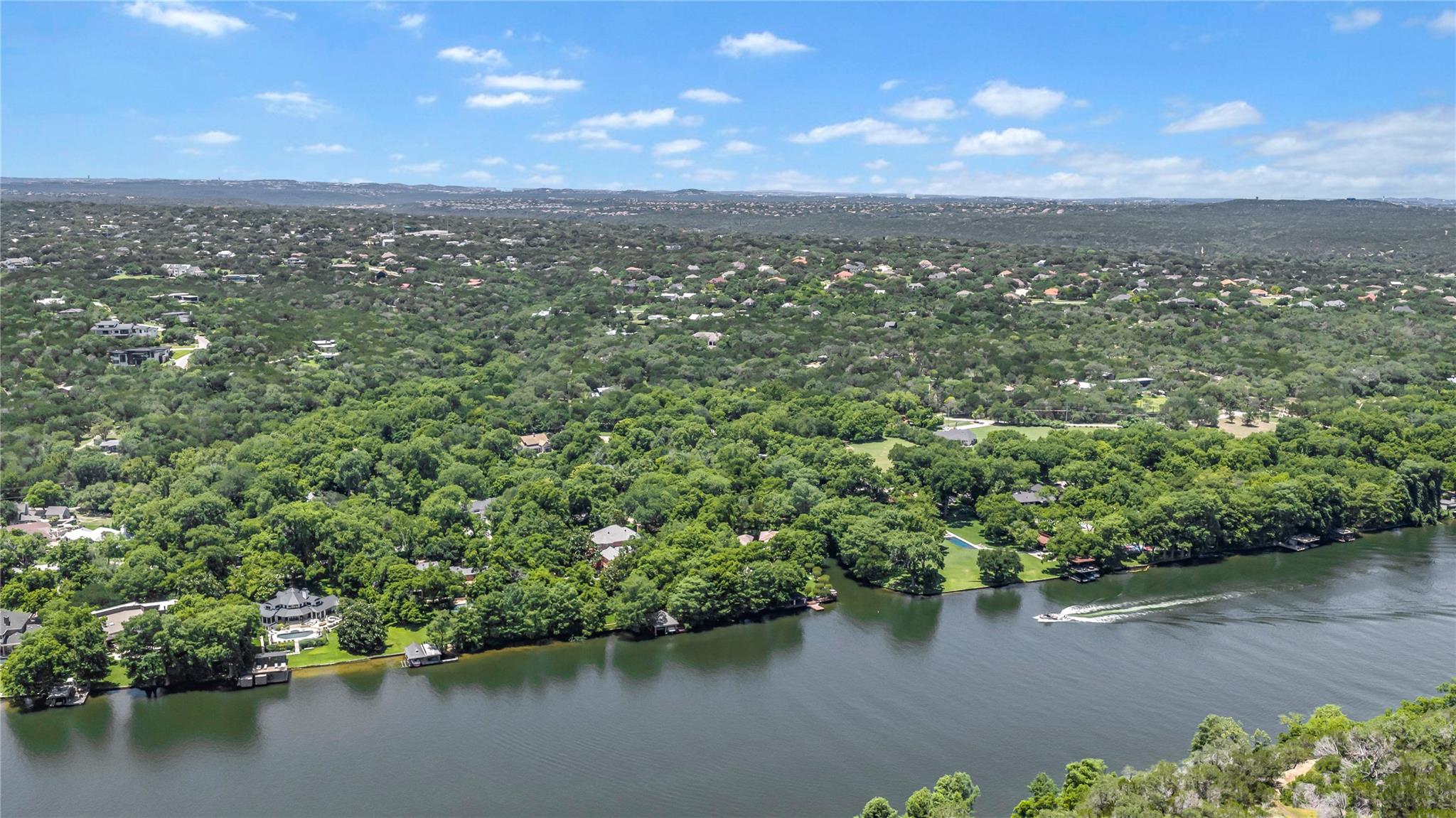 2316 River Hills RD — photo 4