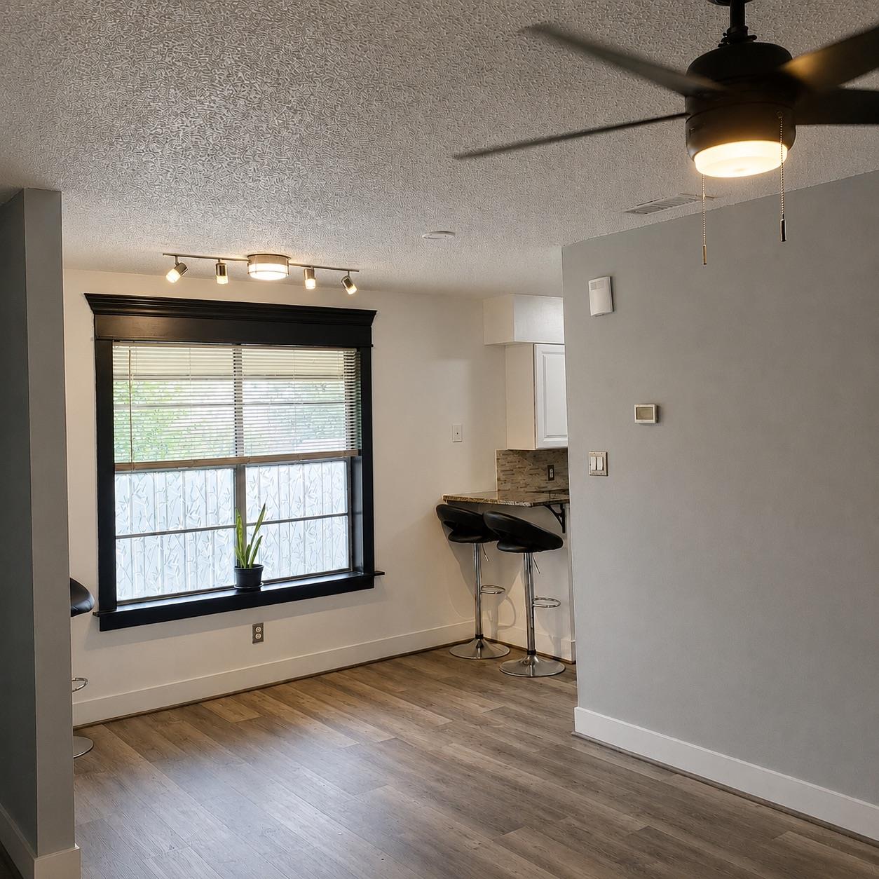 923 Vance Jackson RD #504 — photo 5