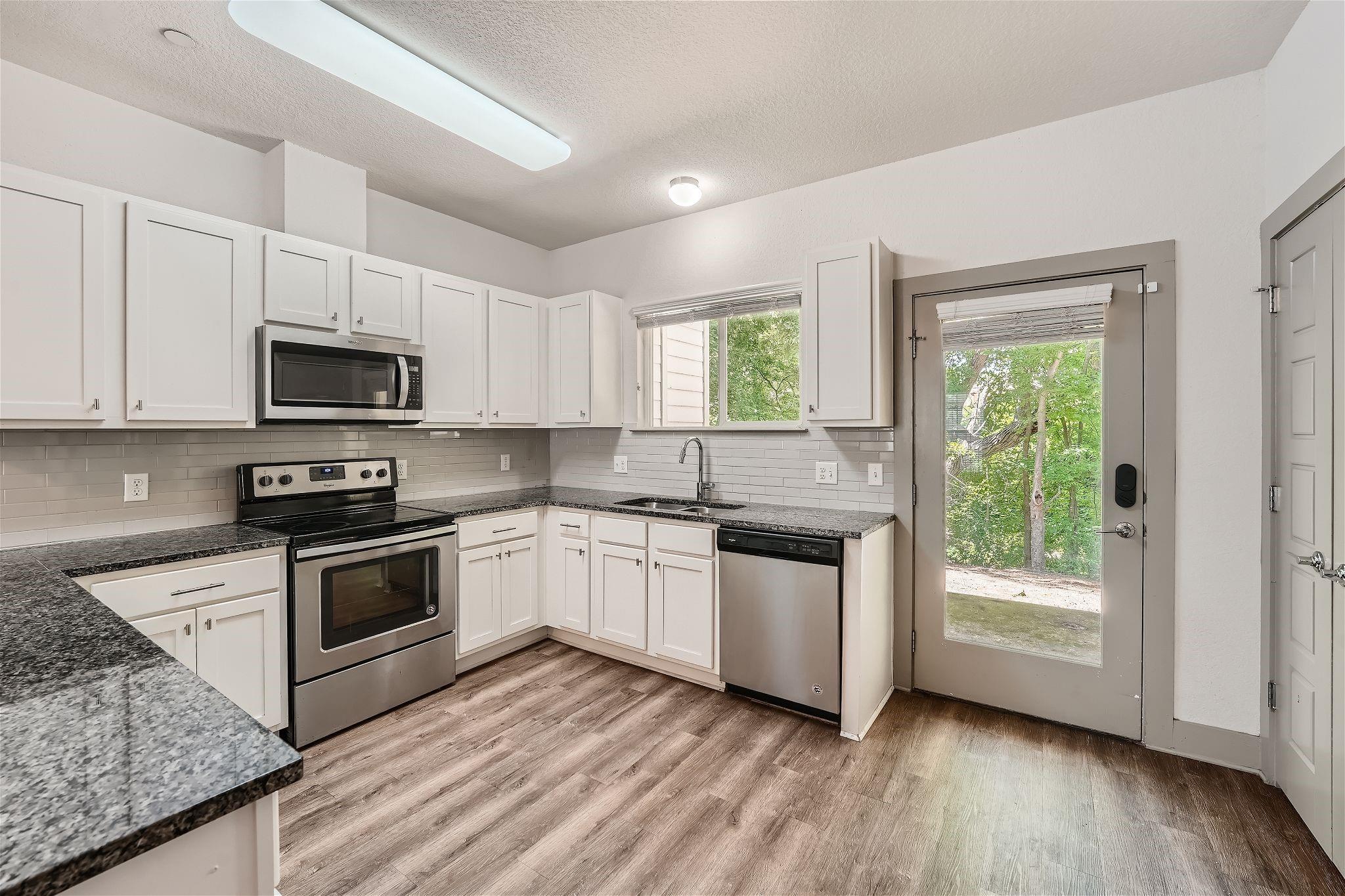12264 Abbey Glen LN — photo 3