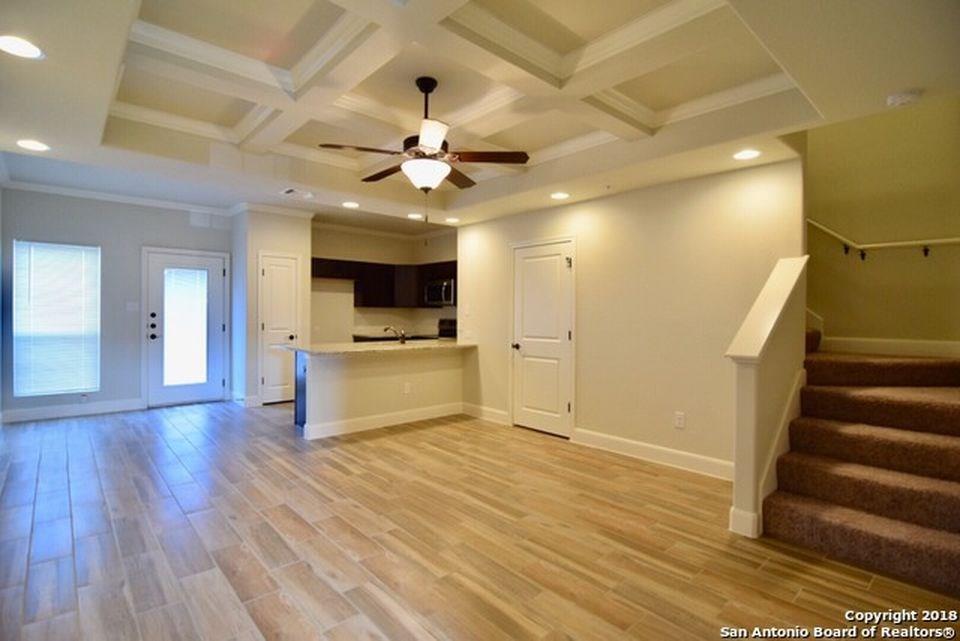6322 Melanzane Ave #1 — photo 4