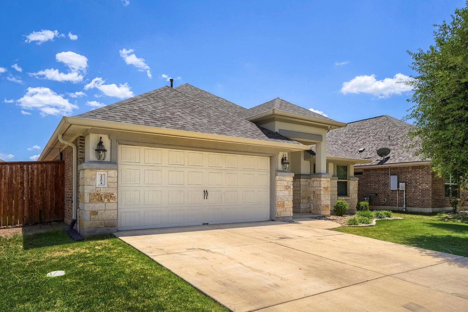 2204 Bonavista WAY — photo 3