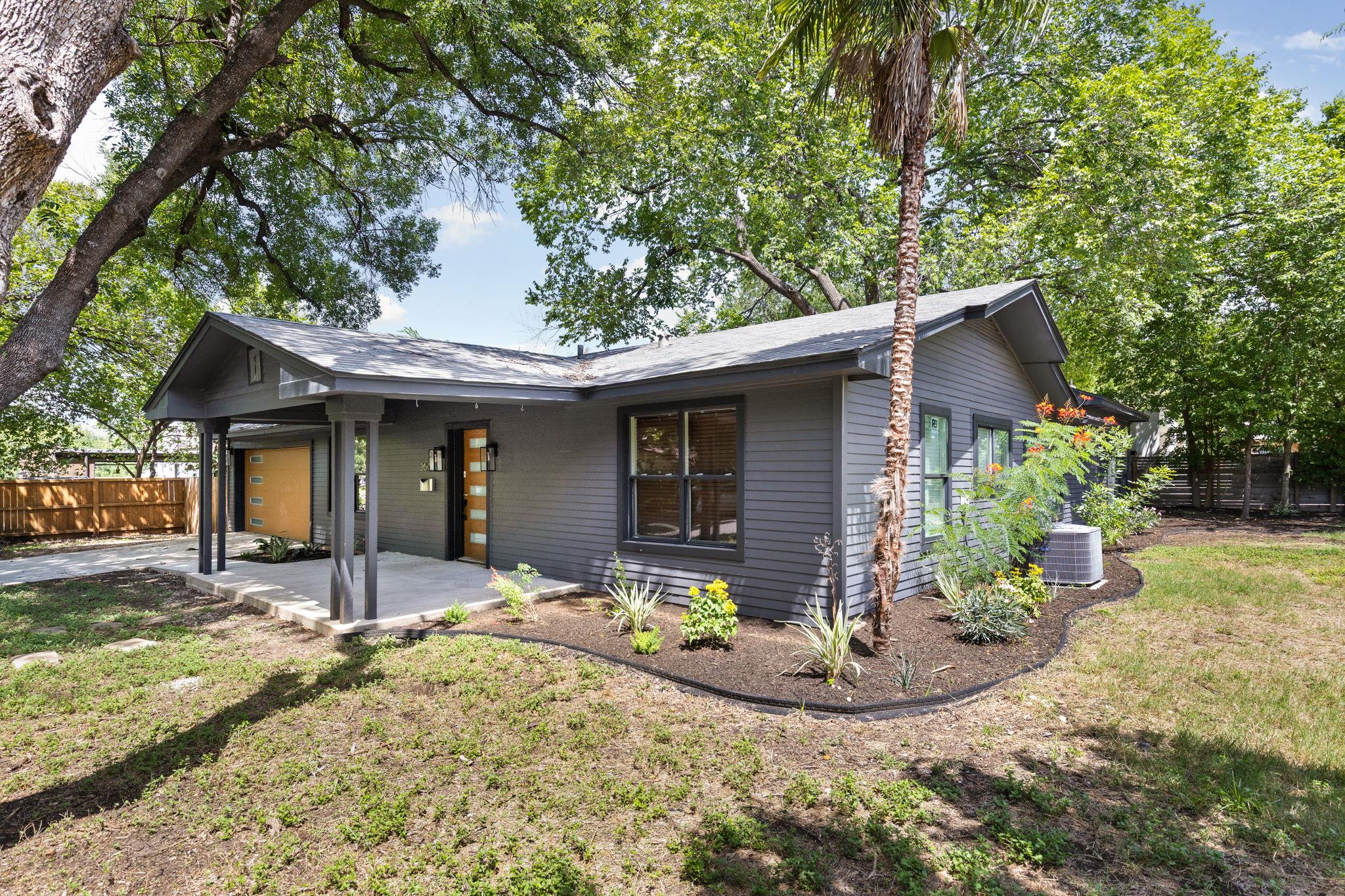 2605 Friar Tuck LN — photo 3