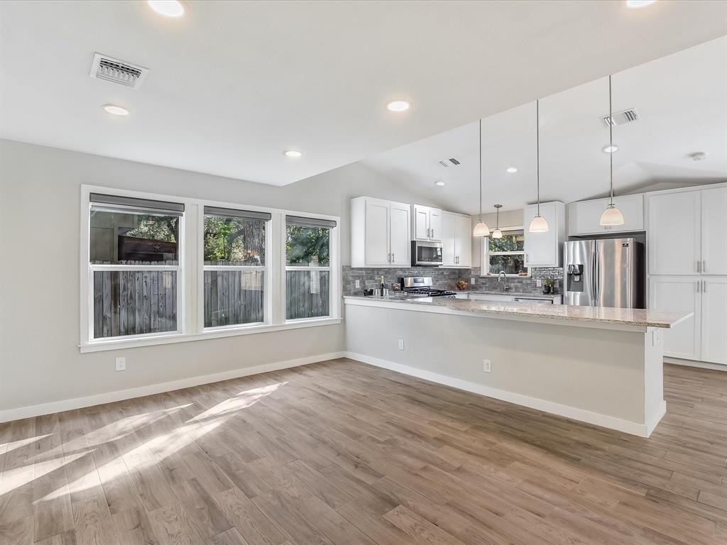 10310 Bilbrook PL — photo 4