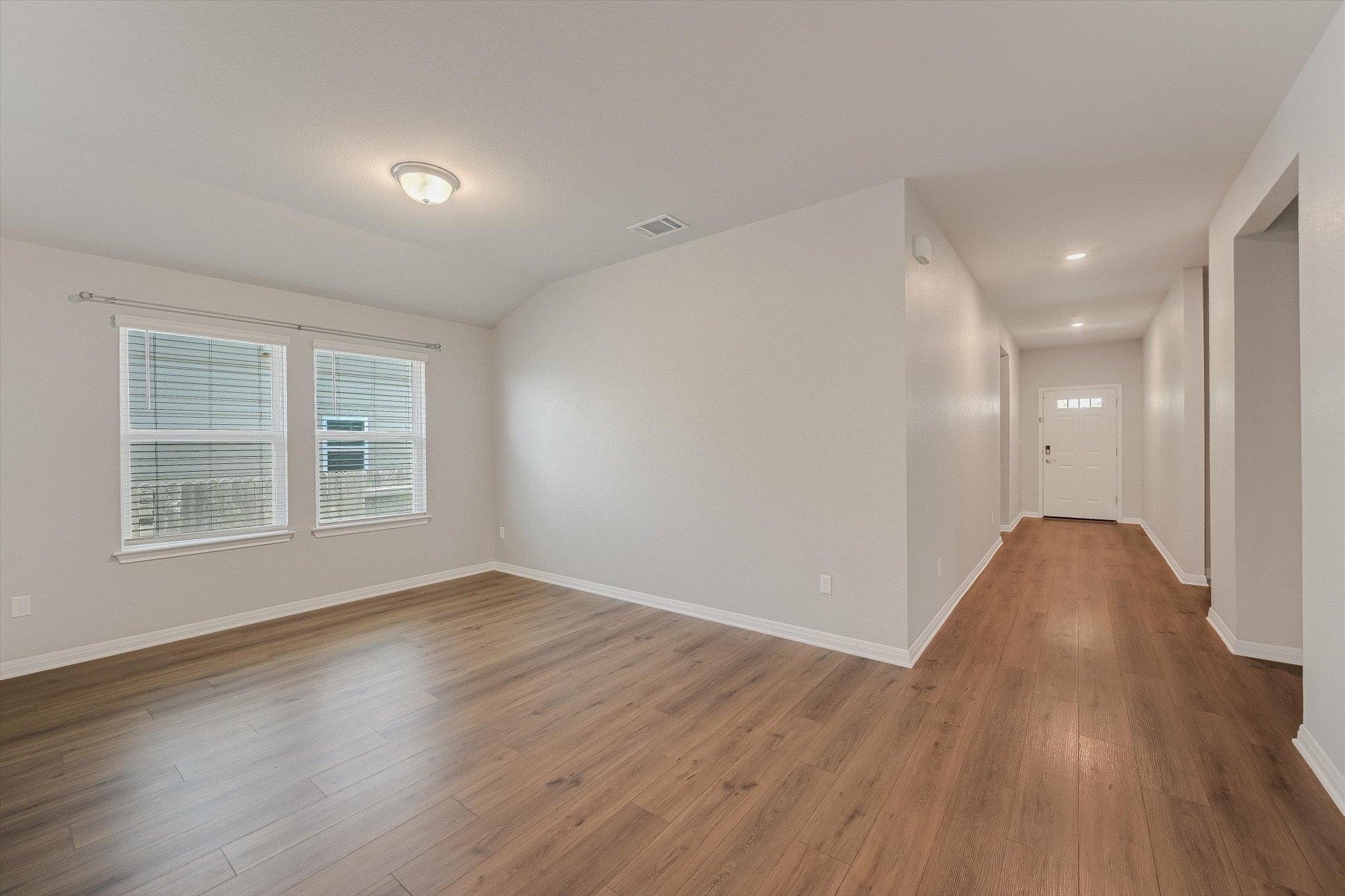 632 Wild Spur LN — photo 4
