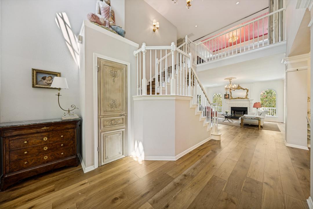10024 Circleview DR — photo 4