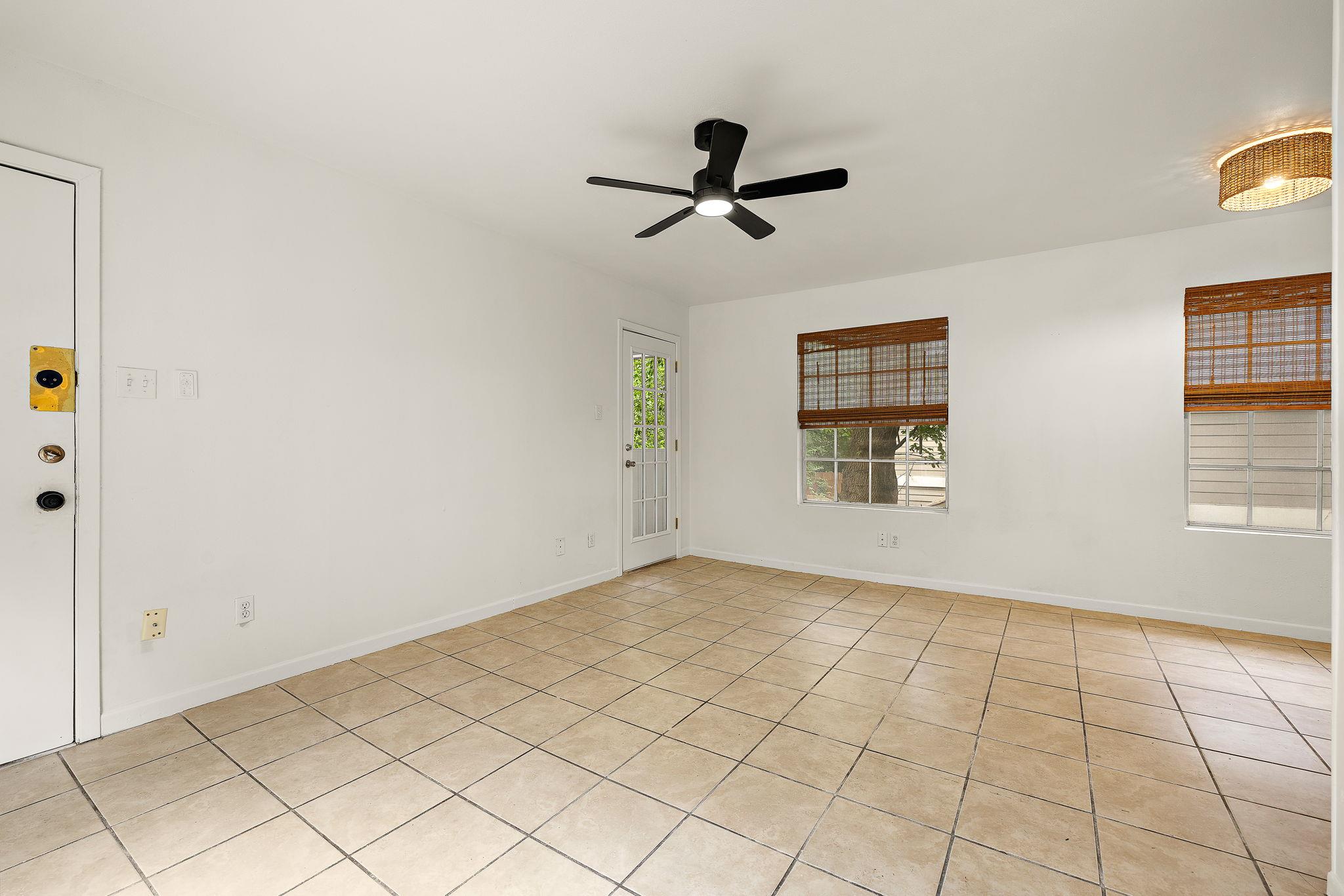 1700 Unit #202 Houston ST #Unit #202 — photo 5