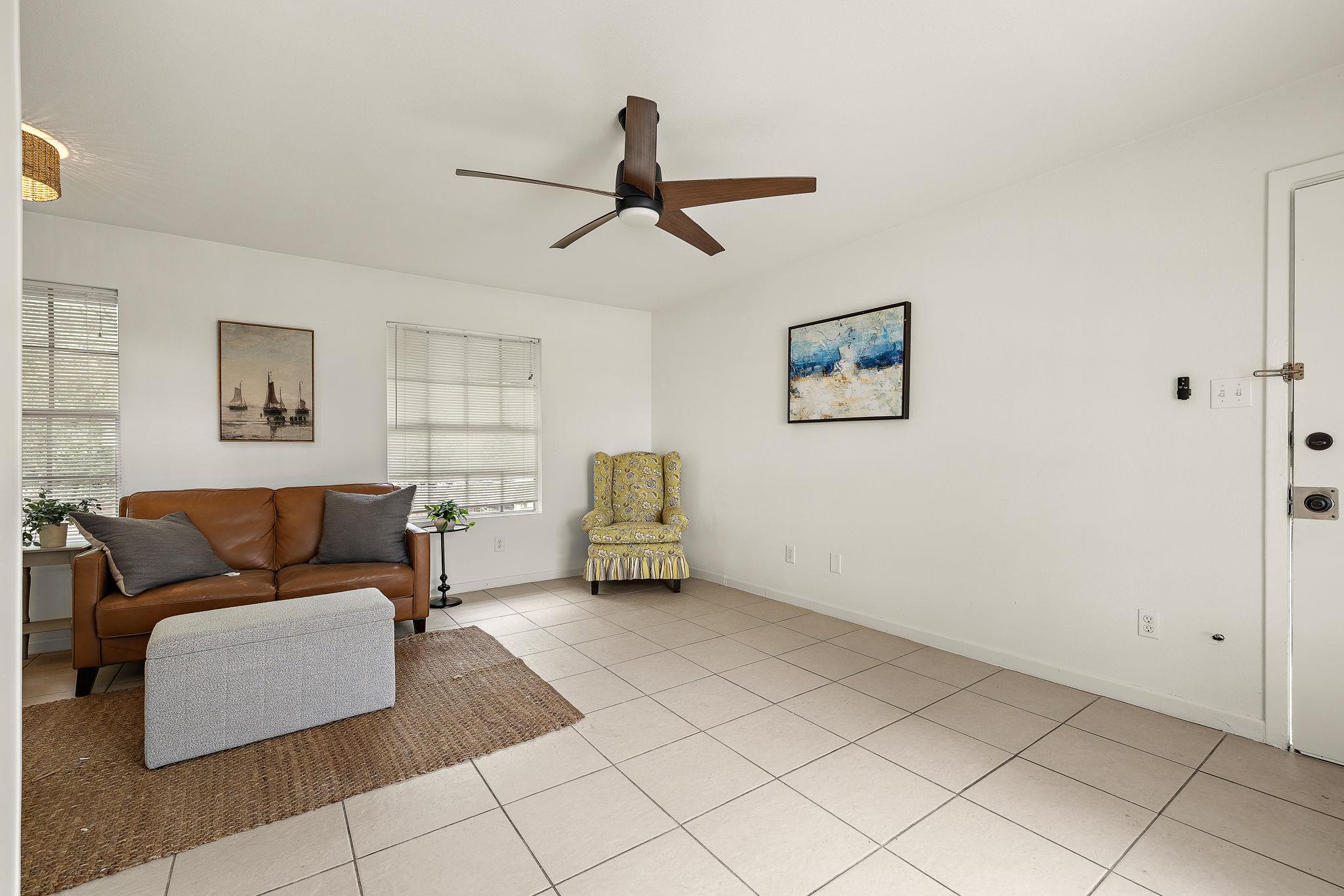 1700 HOUSTON ST #203 — photo 5