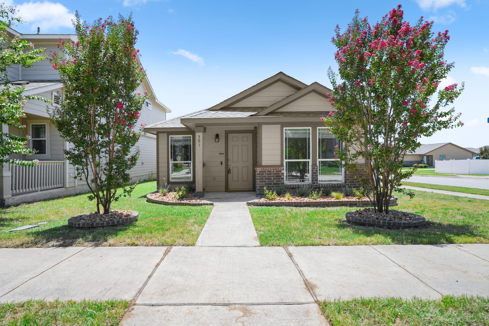 301 Cane River RD — photo 3