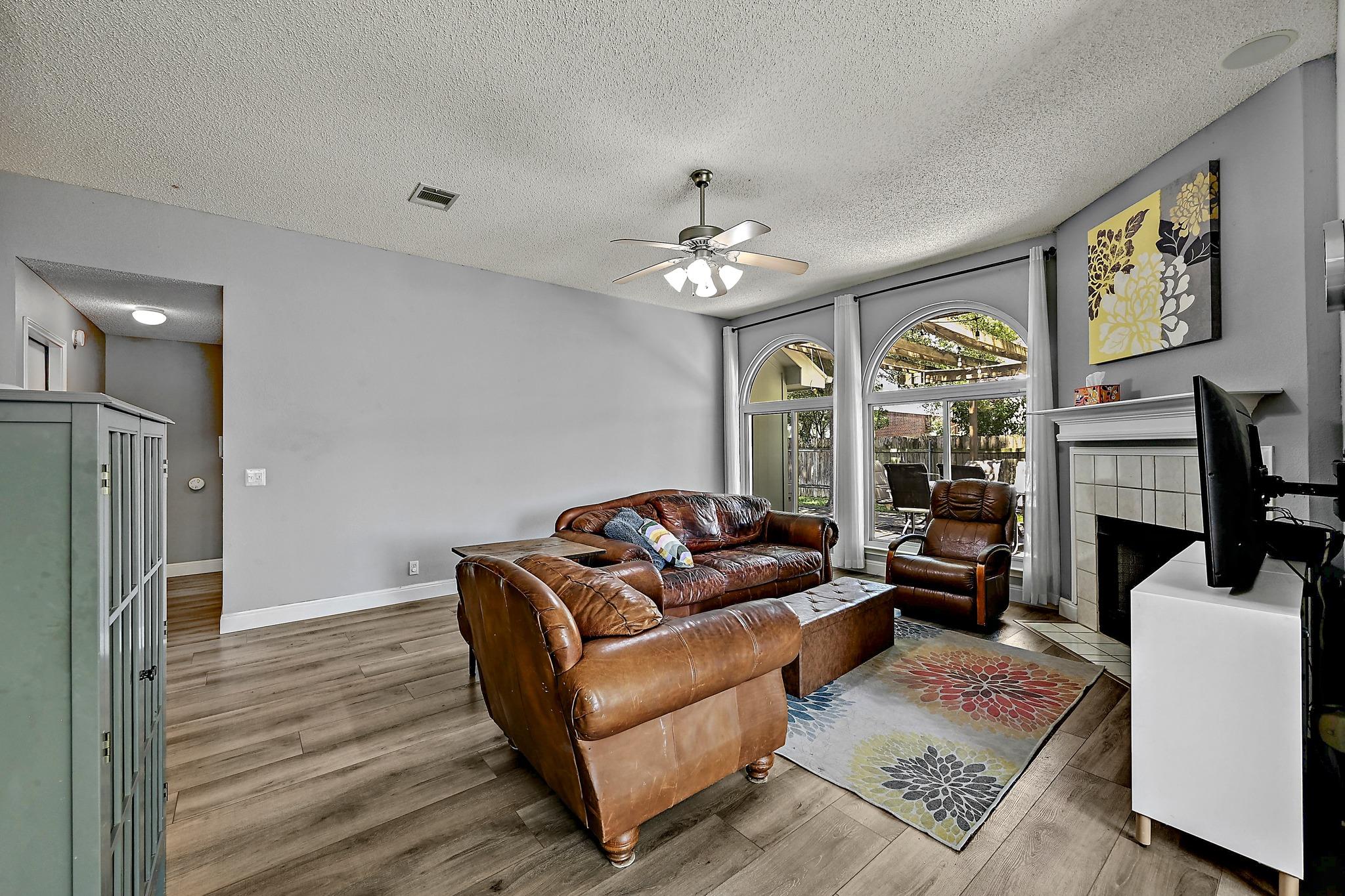 502 Dusty Leather CT — photo 4