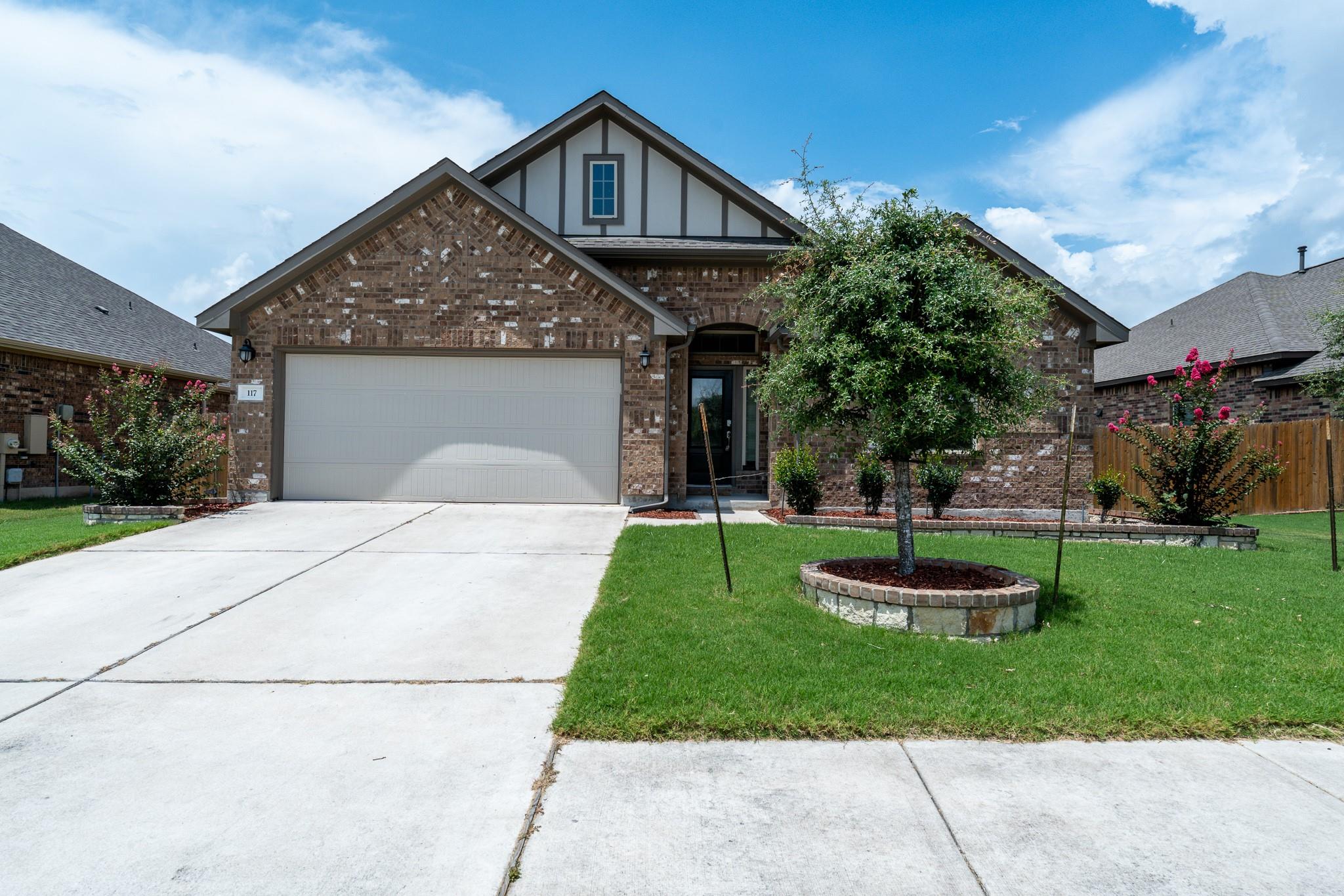 117 Skylark LN — photo 3