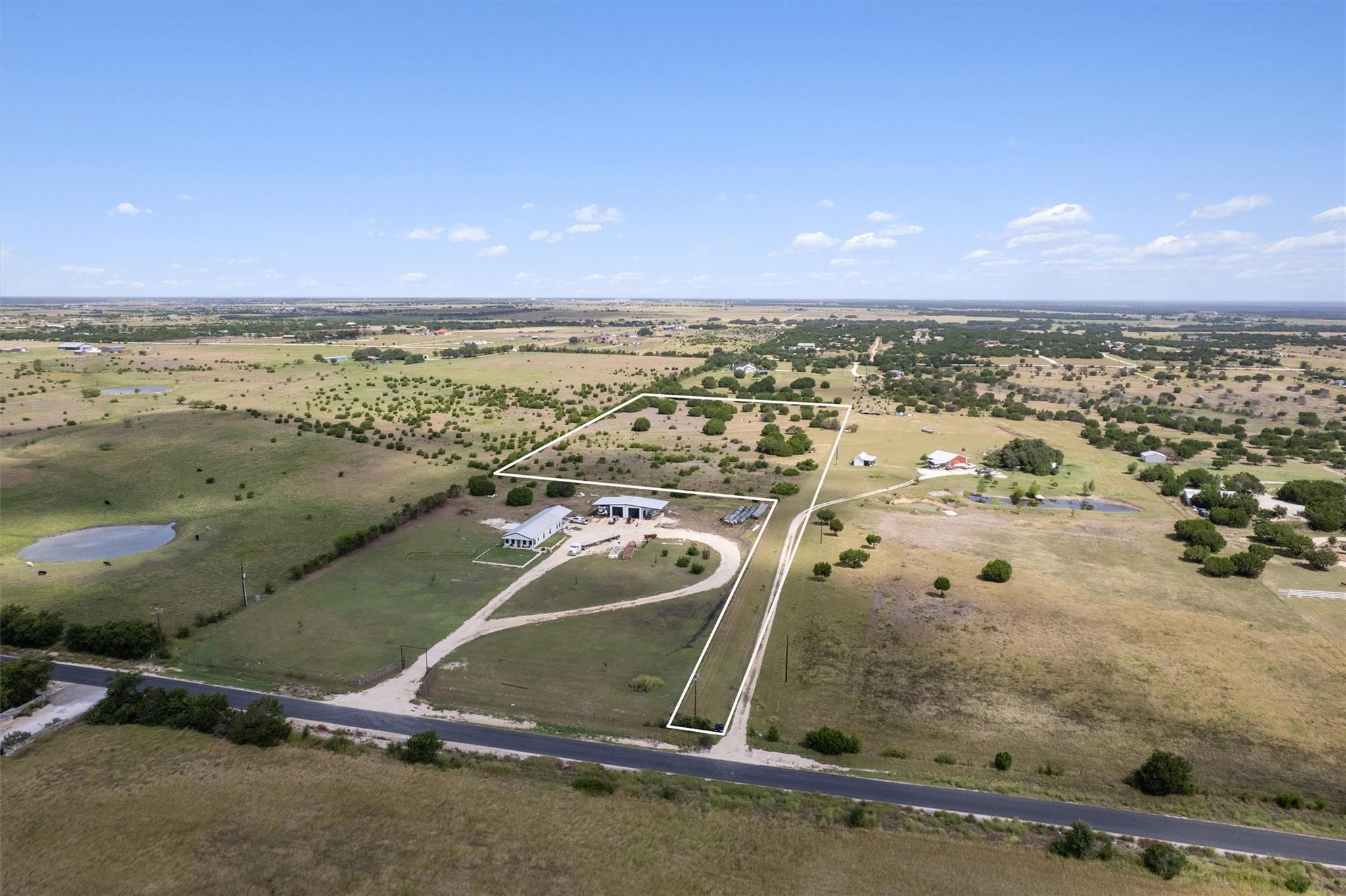 1400 County Road 221 — photo 3