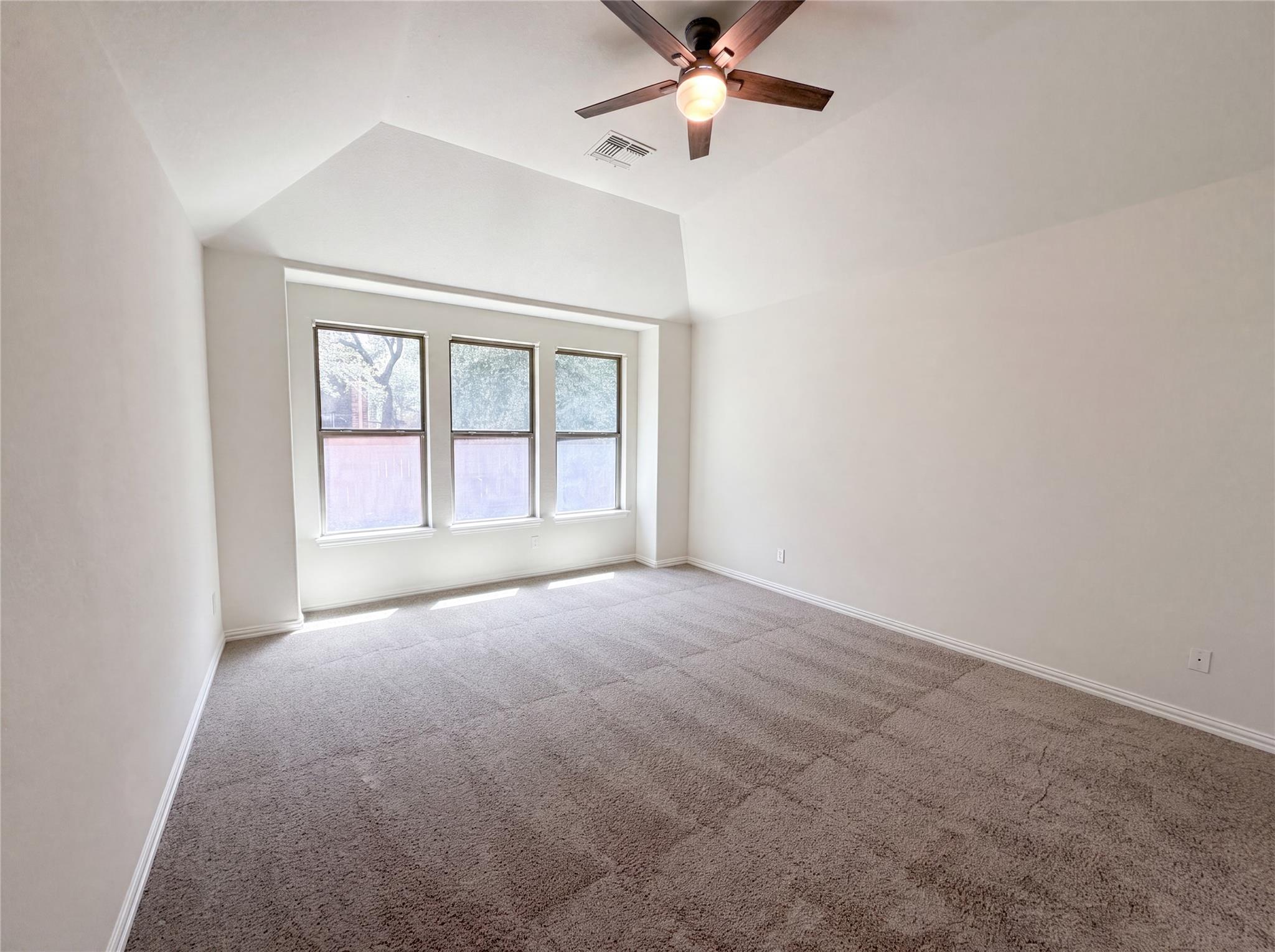 119 Driftwood DR — photo 4