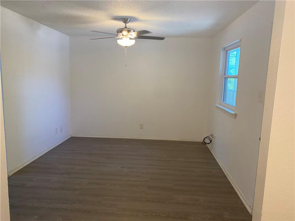 2401 Manor RD #207 — photo 3