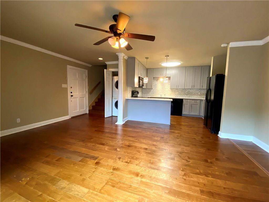 2500 Steck Ave #2 — photo 3