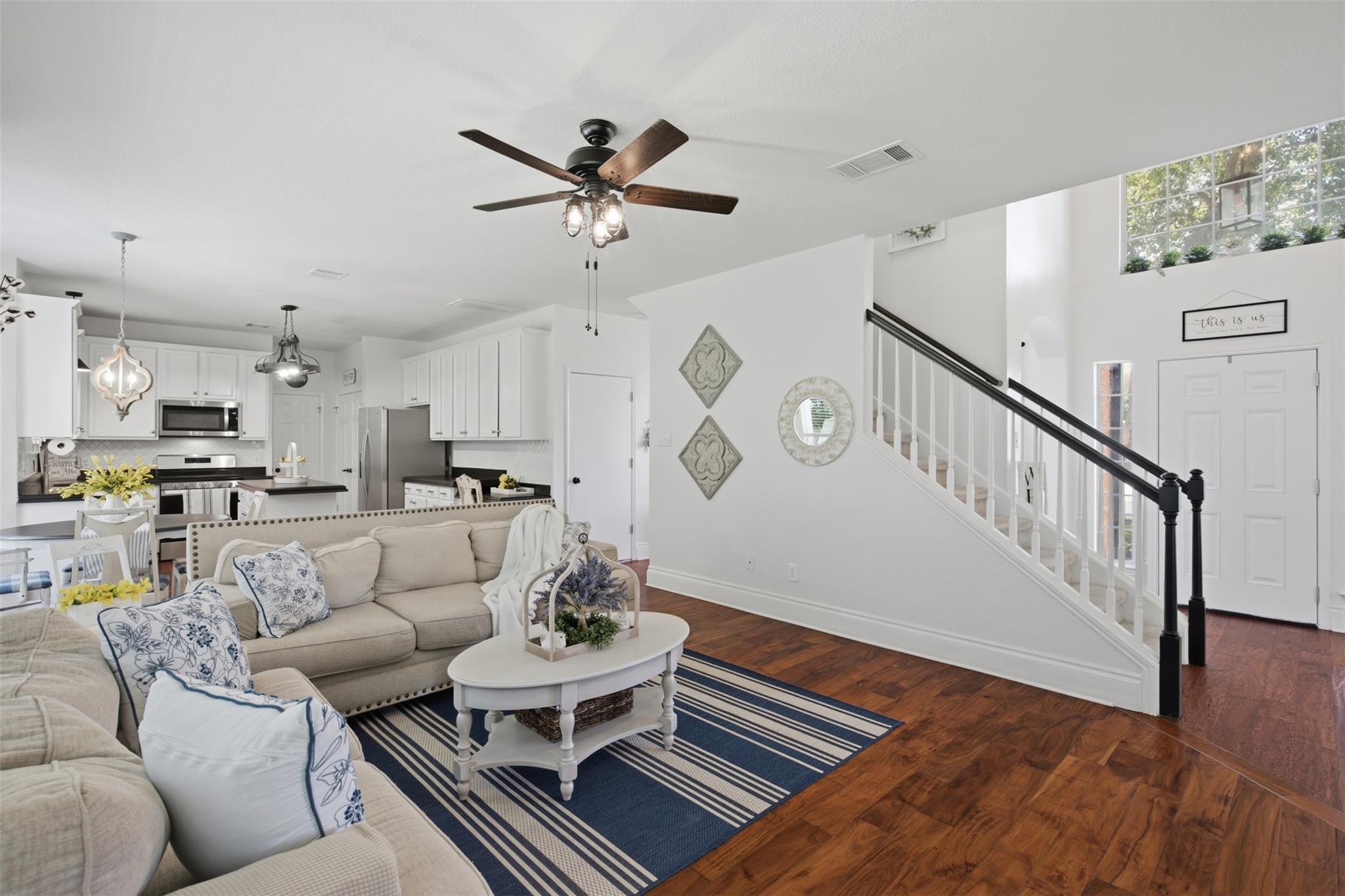 306 Thunderbay DR — photo 5