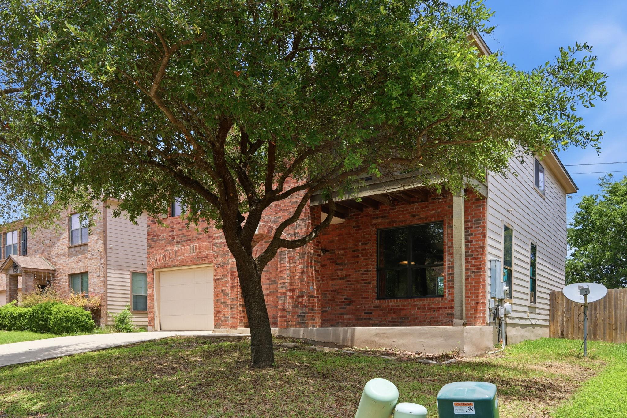 8716 Starview ST — photo 3