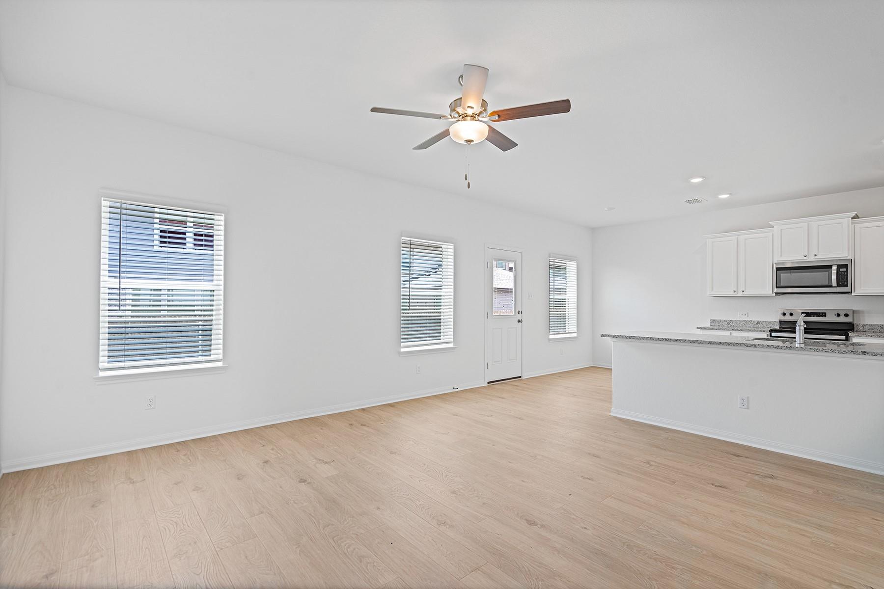 14620 Wahlbergs WAY — photo 3