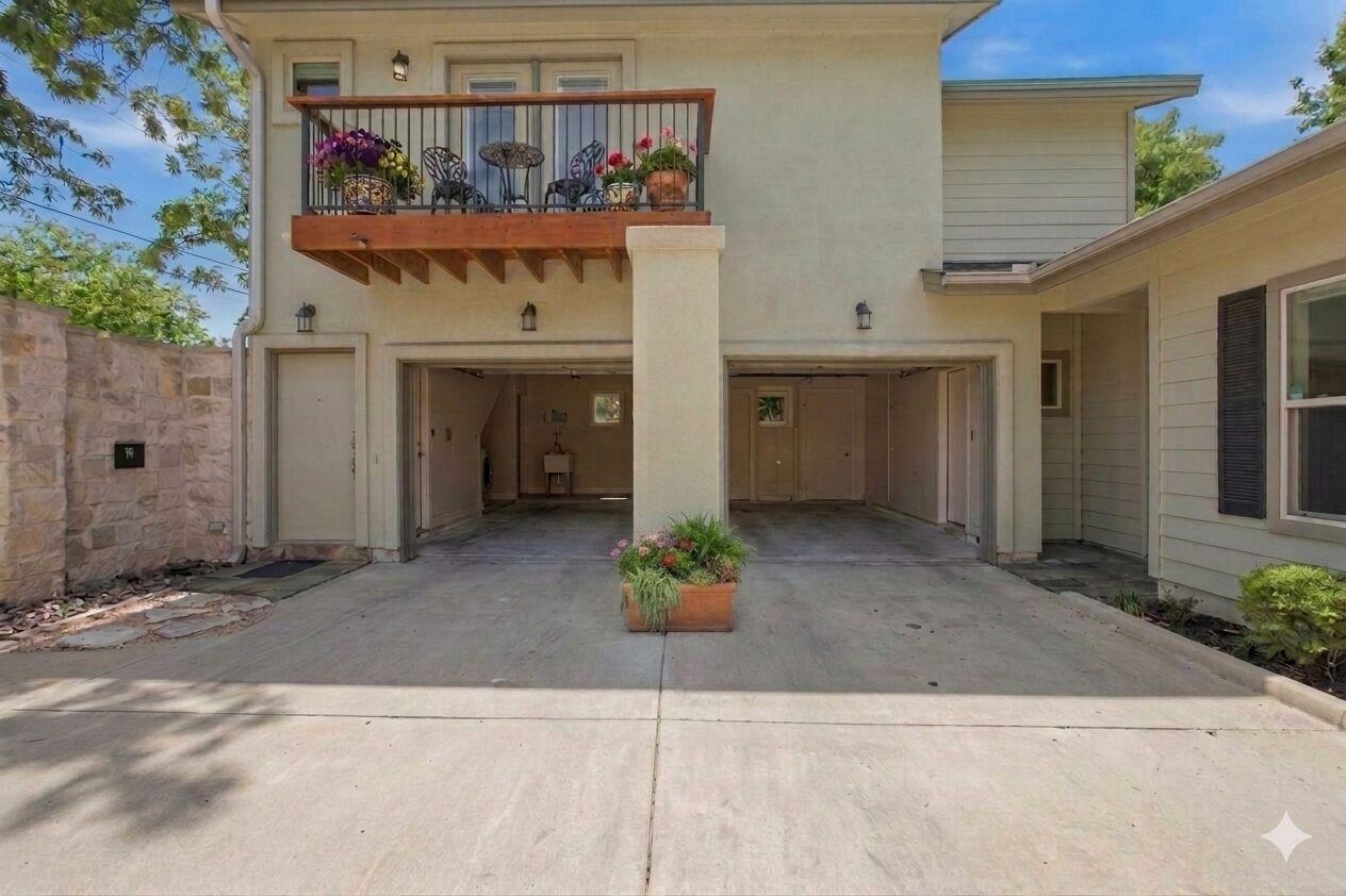 1315 Anderson LN #B — photo 4