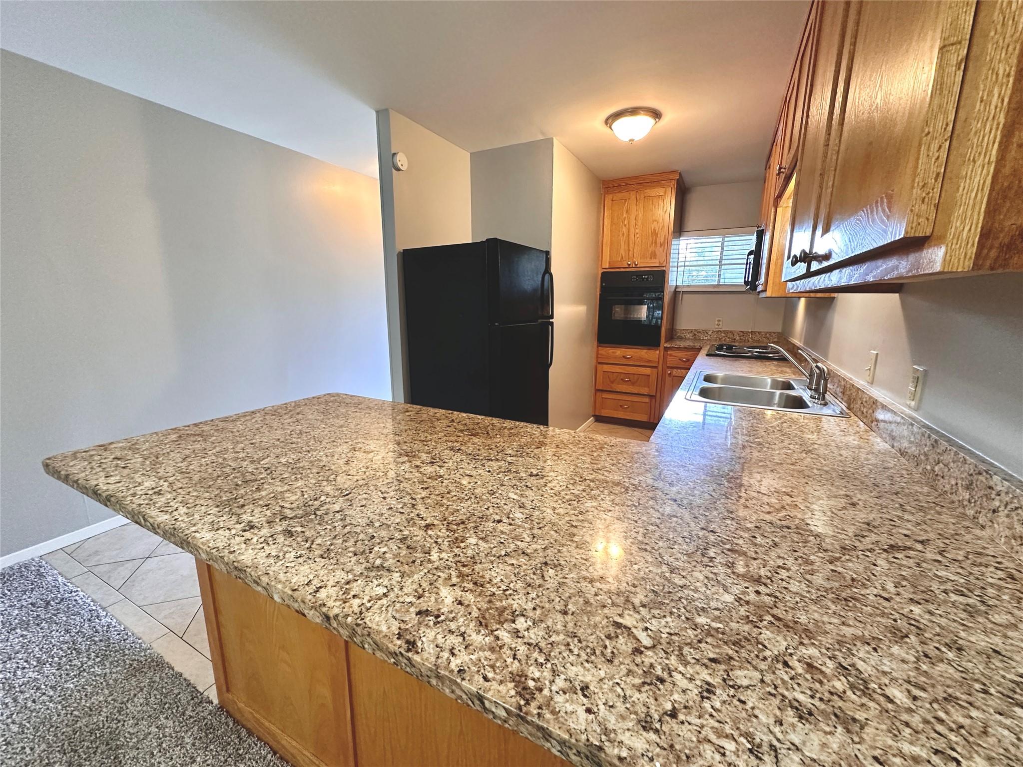601 11th ST #215 — photo 3