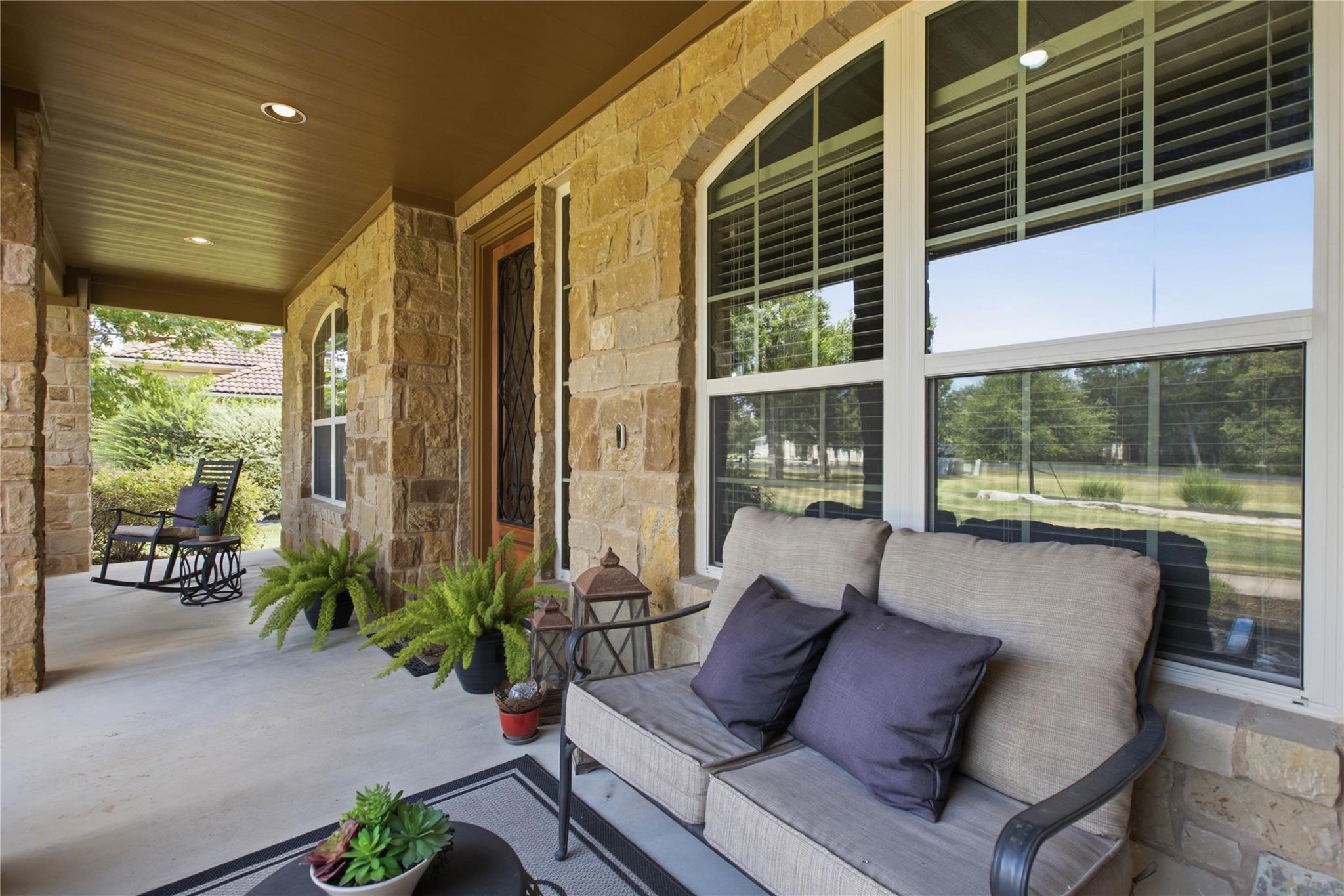 224 Whitney Woods CIR — photo 4