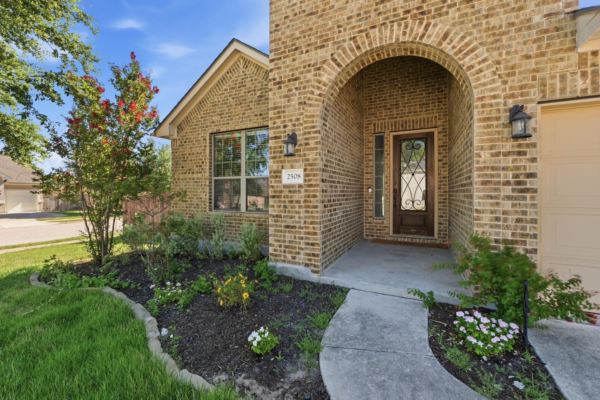 2508 Hilltop Divide LN — photo 4